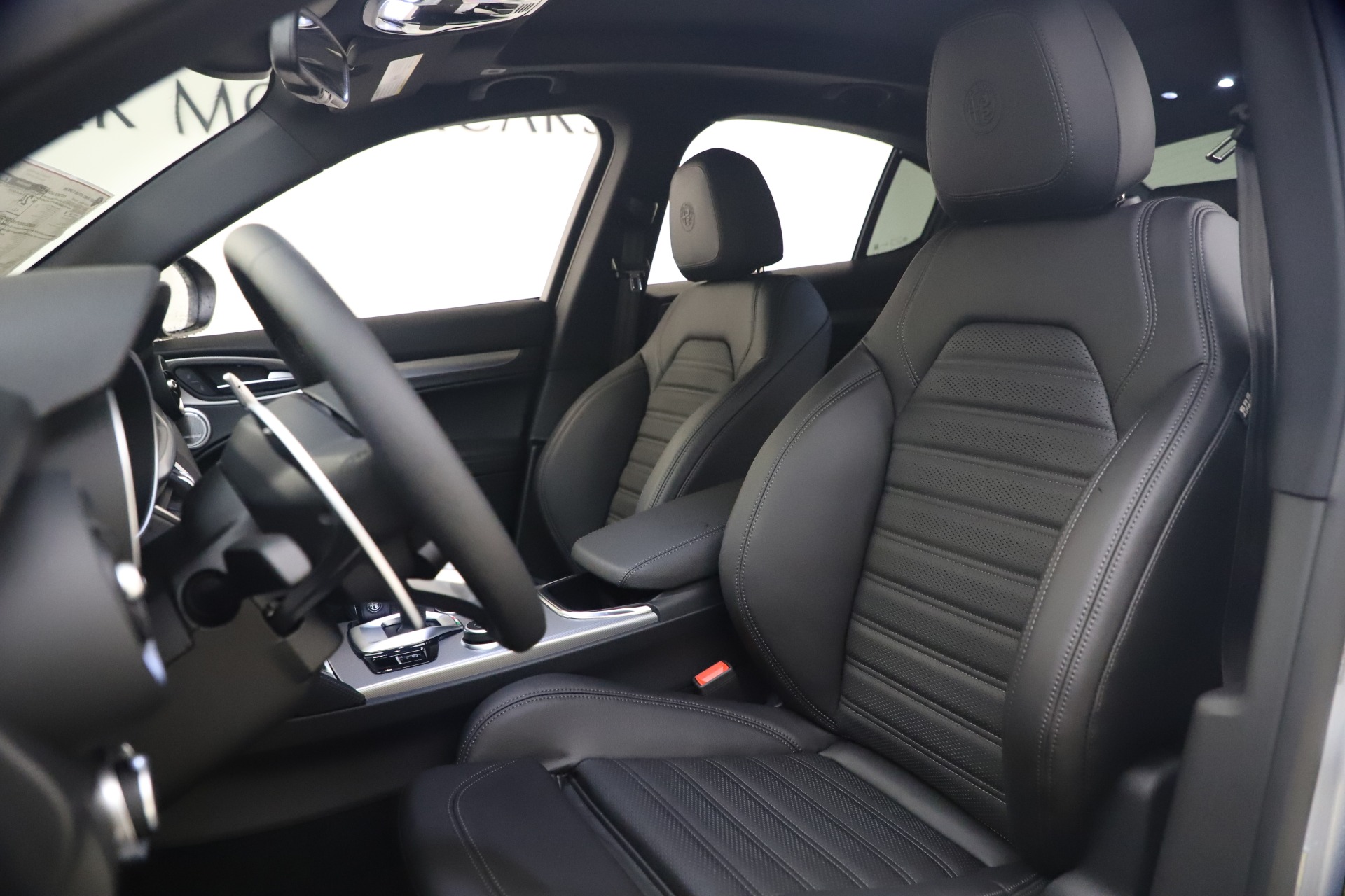 New-2020-Alfa-Romeo-Stelvio-Ti-Sport-Q4