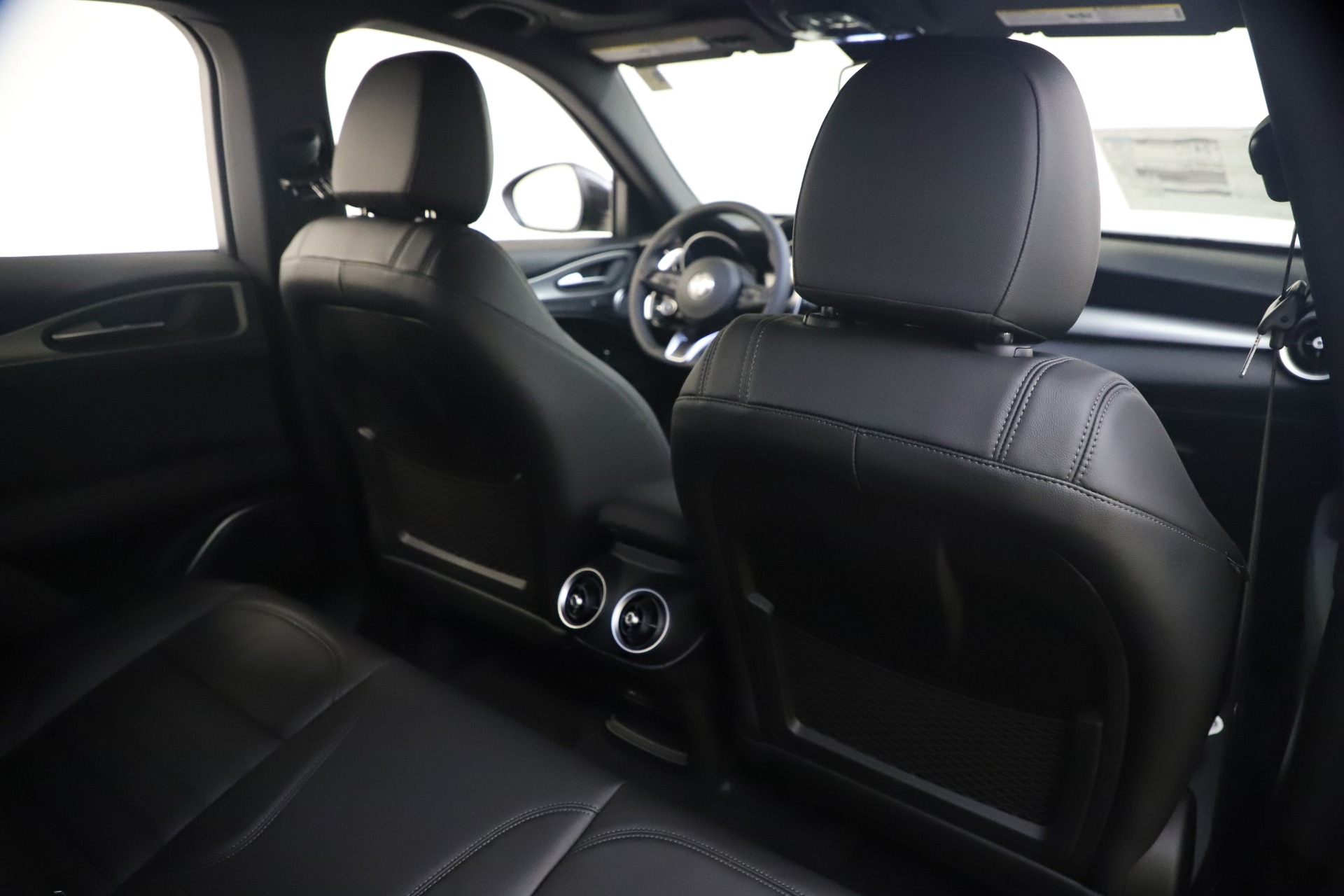 New-2020-Alfa-Romeo-Stelvio-Ti-Sport-Q4