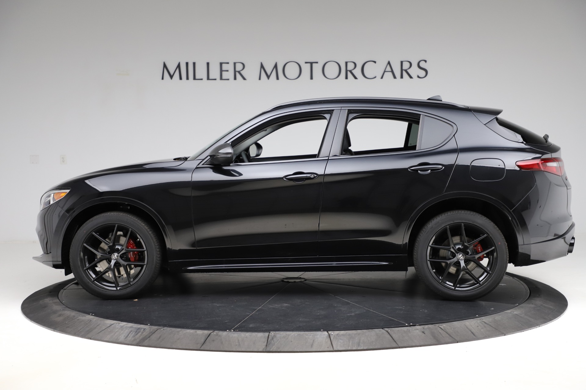 New-2020-Alfa-Romeo-Stelvio-Ti-Sport-Q4