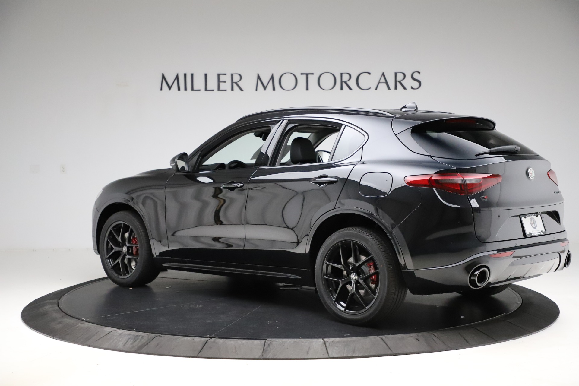 New-2020-Alfa-Romeo-Stelvio-Ti-Sport-Q4