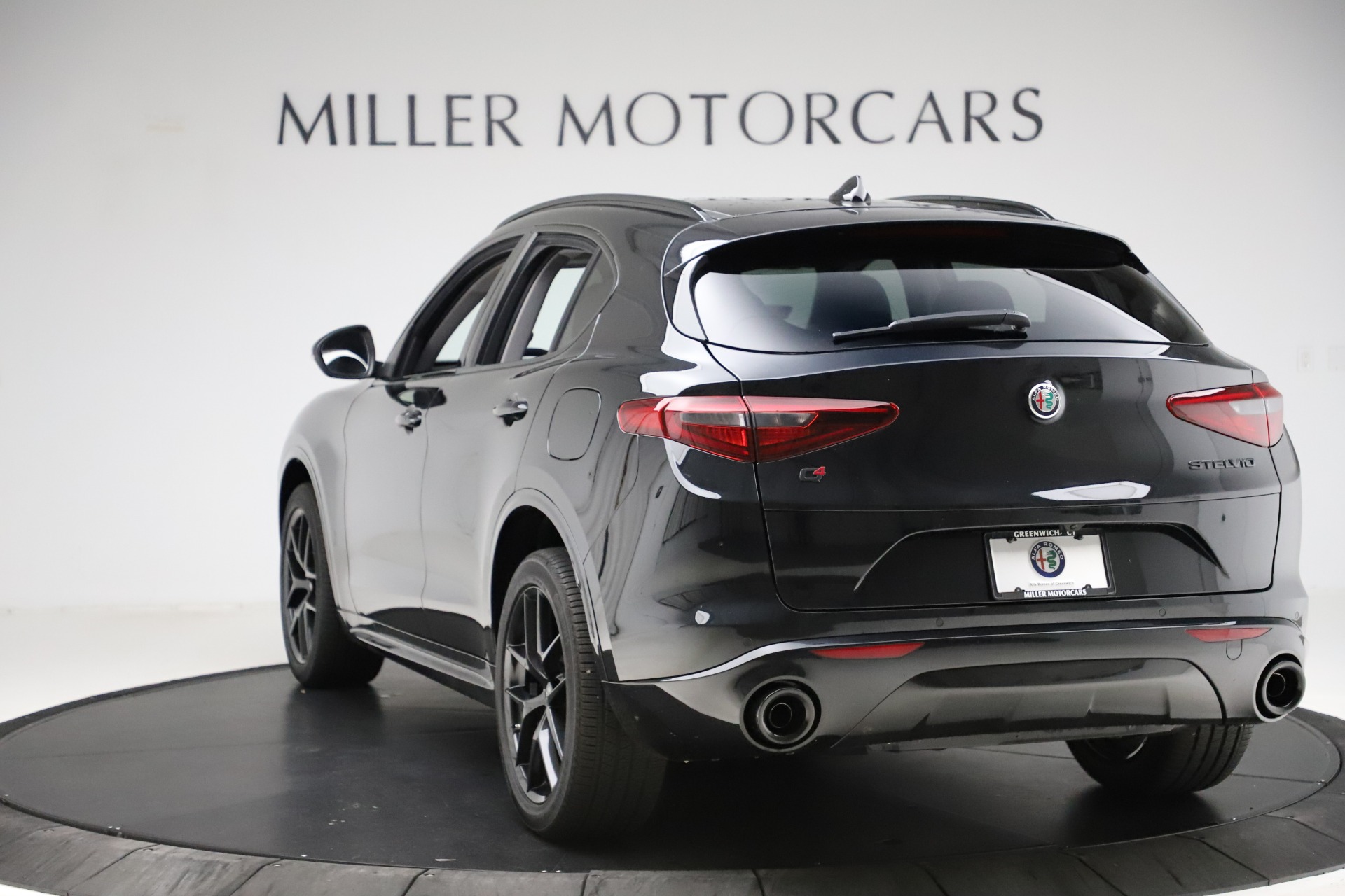 New-2020-Alfa-Romeo-Stelvio-Ti-Sport-Q4