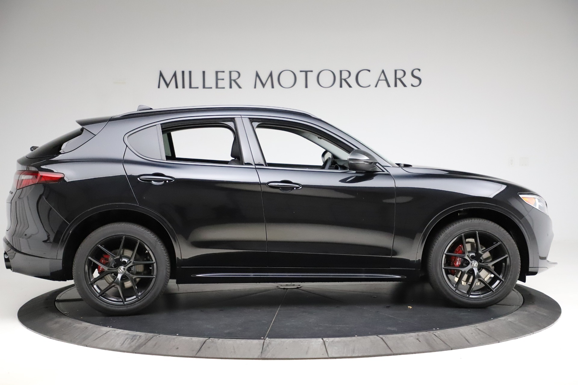 New-2020-Alfa-Romeo-Stelvio-Ti-Sport-Q4