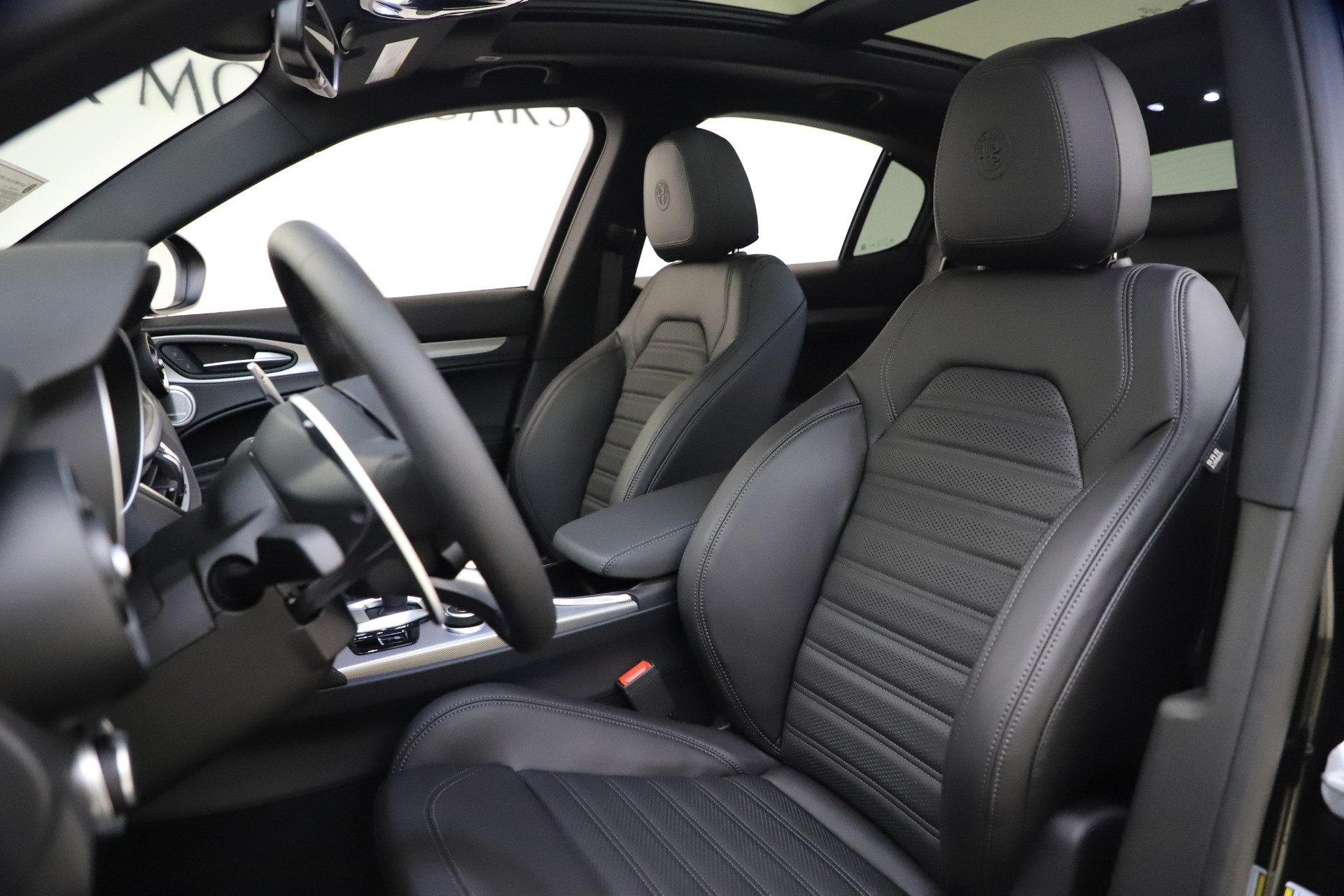 Used-2020-Alfa-Romeo-Stelvio-Ti-Sport-Q4