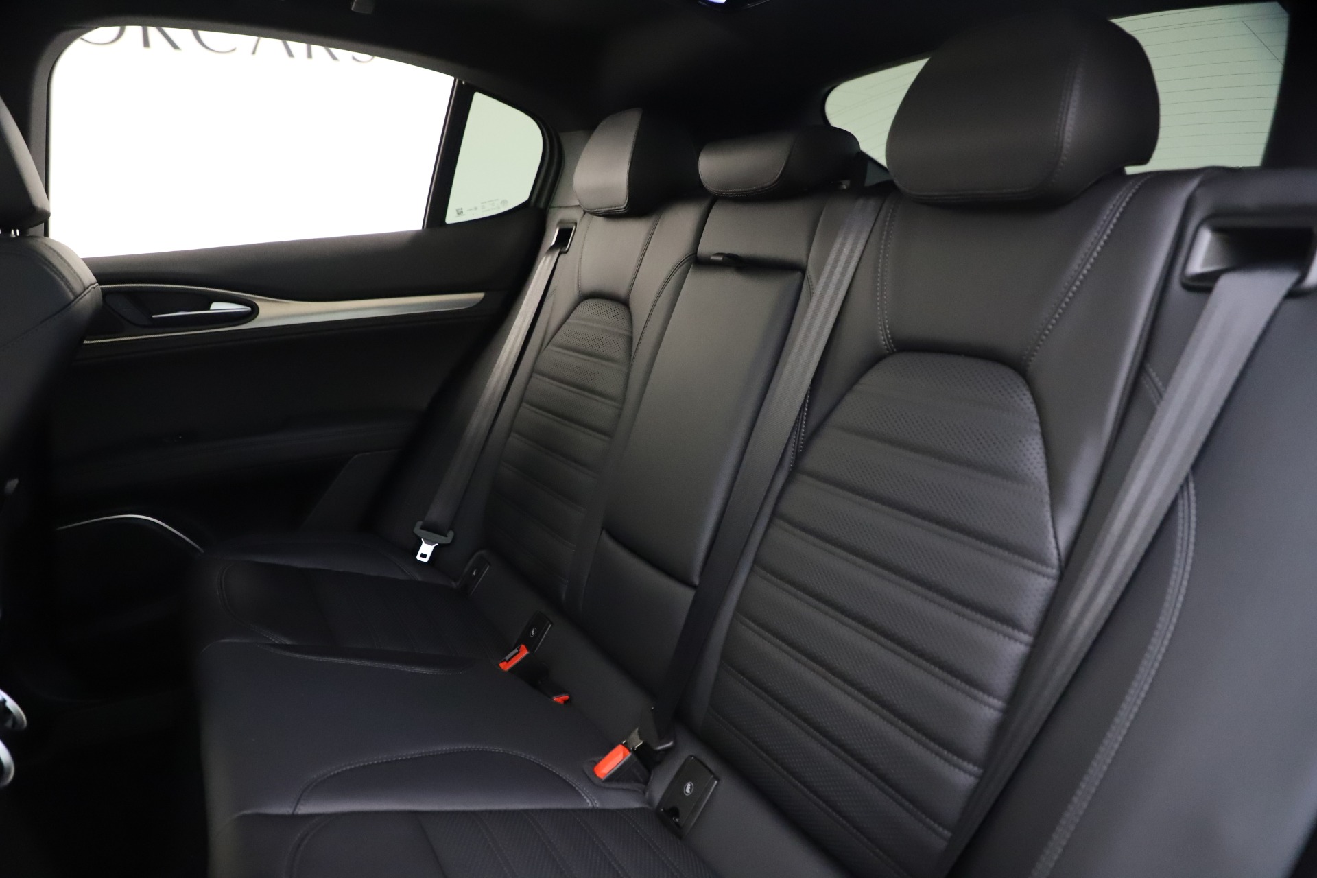 Used-2020-Alfa-Romeo-Stelvio-Ti-Sport-Q4