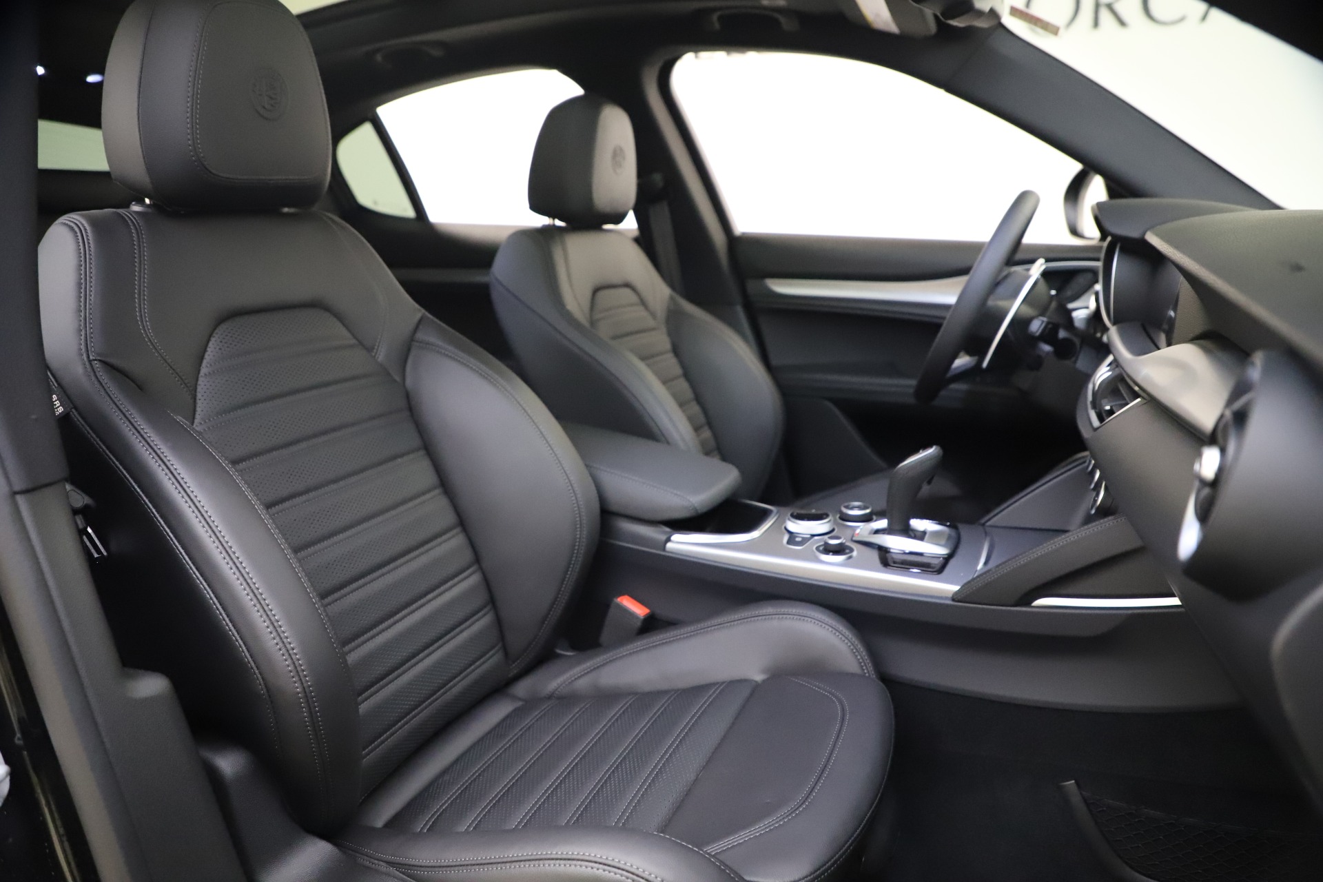 Used-2020-Alfa-Romeo-Stelvio-Ti-Sport-Q4