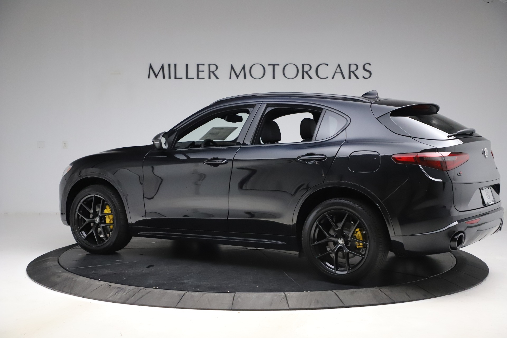 Used-2020-Alfa-Romeo-Stelvio-Ti-Sport-Q4