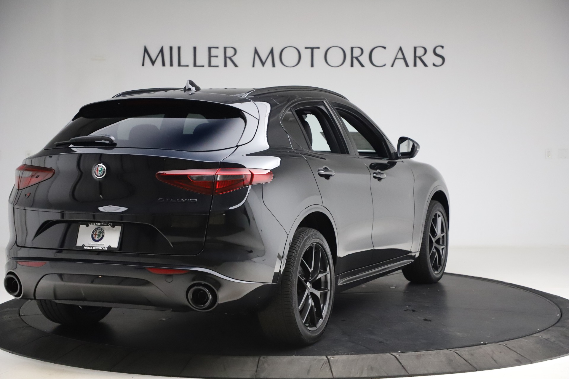 Used-2020-Alfa-Romeo-Stelvio-Ti-Sport-Q4