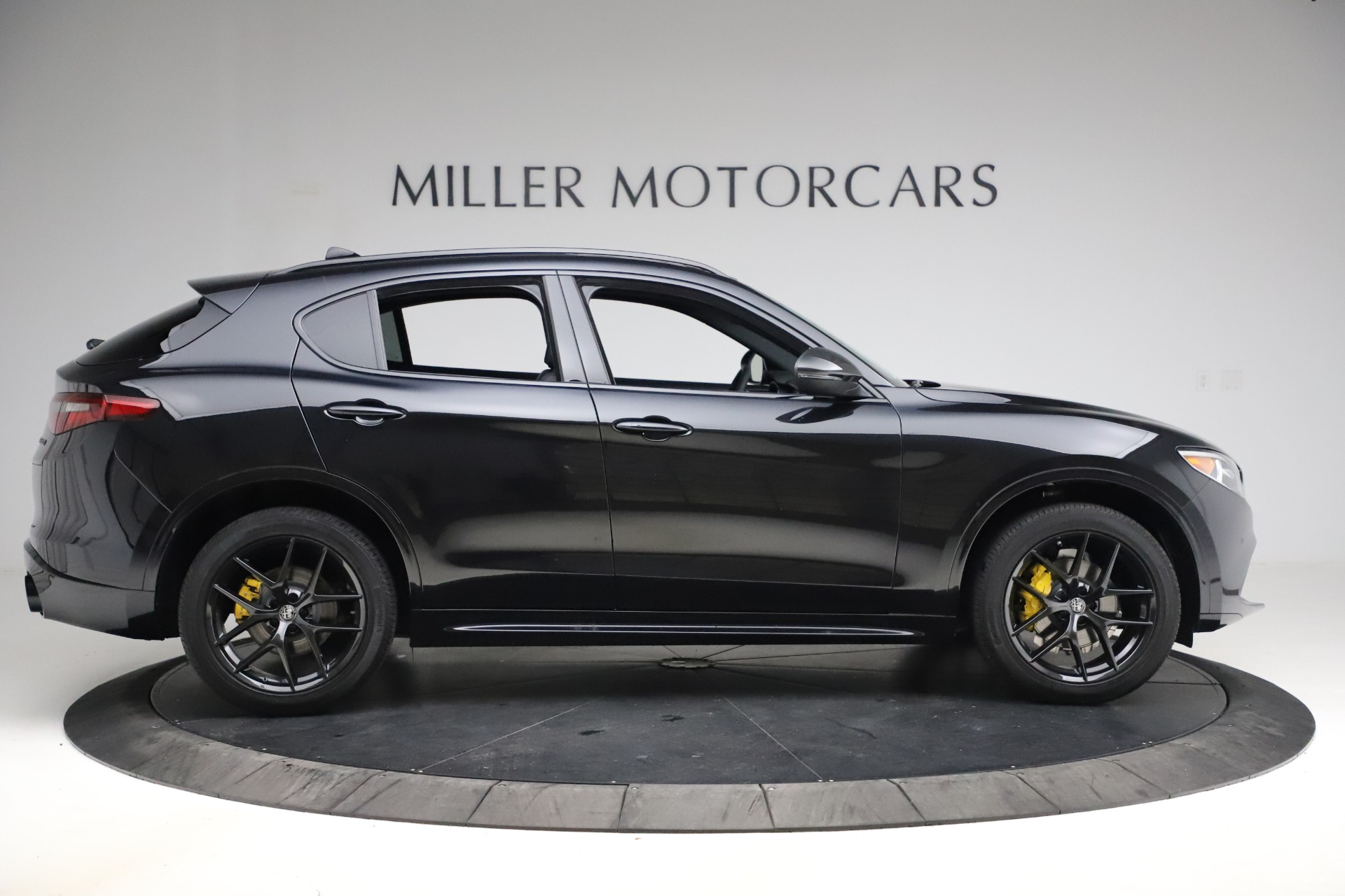 Used-2020-Alfa-Romeo-Stelvio-Ti-Sport-Q4