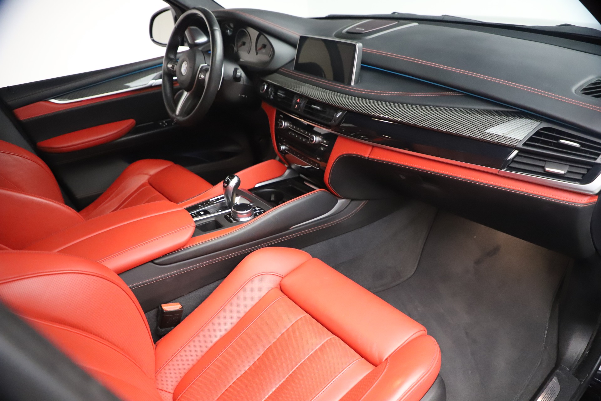 Used-2017-BMW-X5-M-SUV