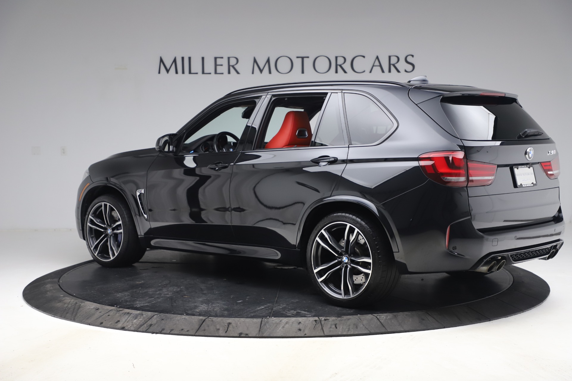 Used-2017-BMW-X5-M-SUV