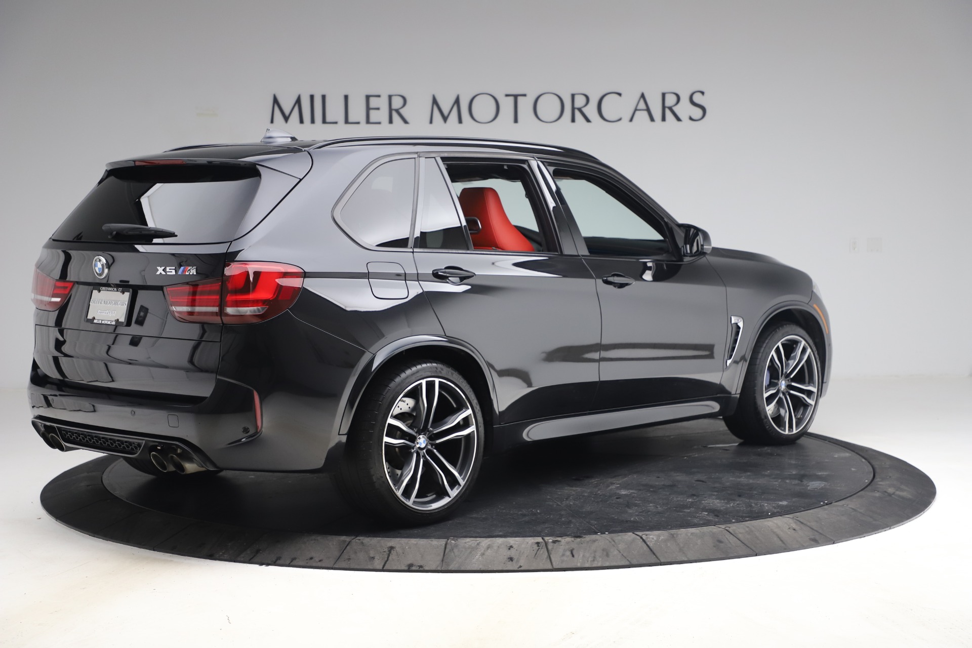 Used-2017-BMW-X5-M-SUV
