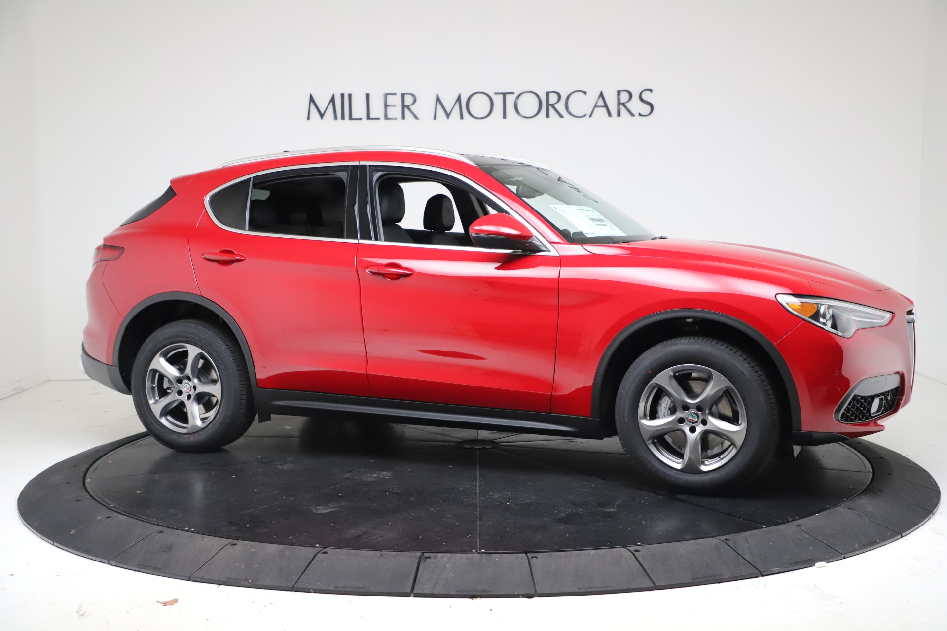 New-2021-Alfa-Romeo-Stelvio-Q4