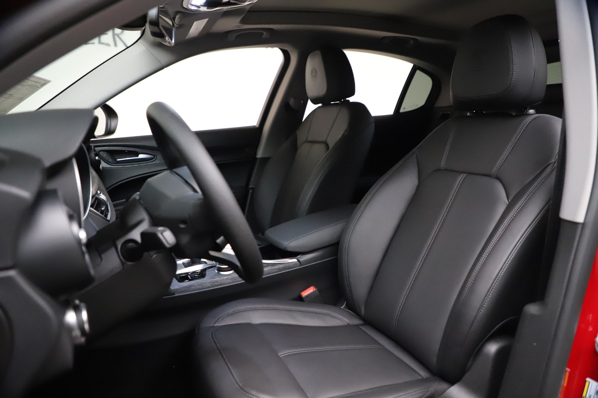 New-2021-Alfa-Romeo-Stelvio-Q4