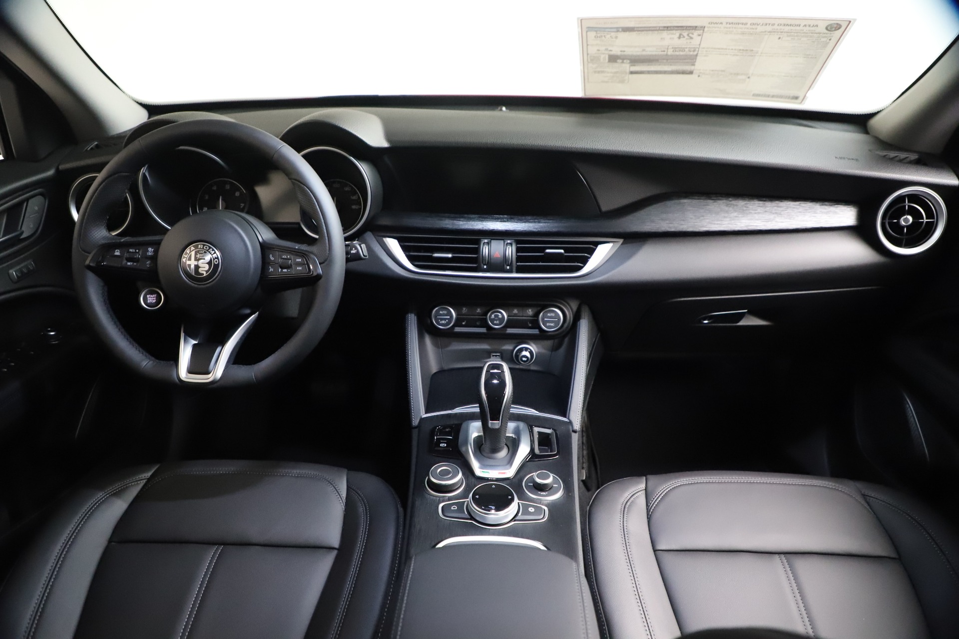 New-2021-Alfa-Romeo-Stelvio-Q4