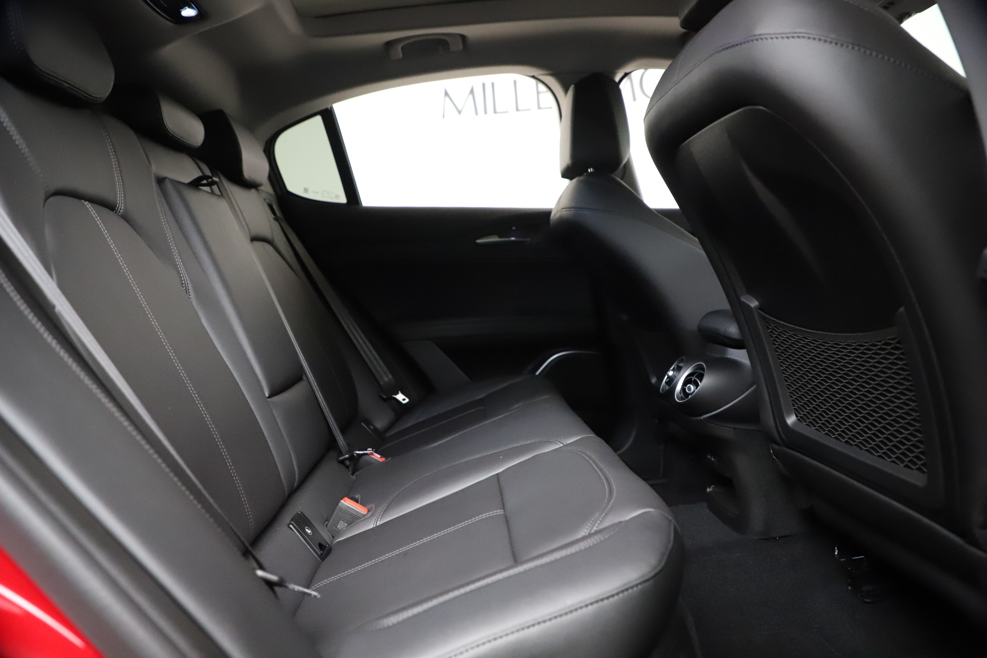 New-2021-Alfa-Romeo-Stelvio-Q4