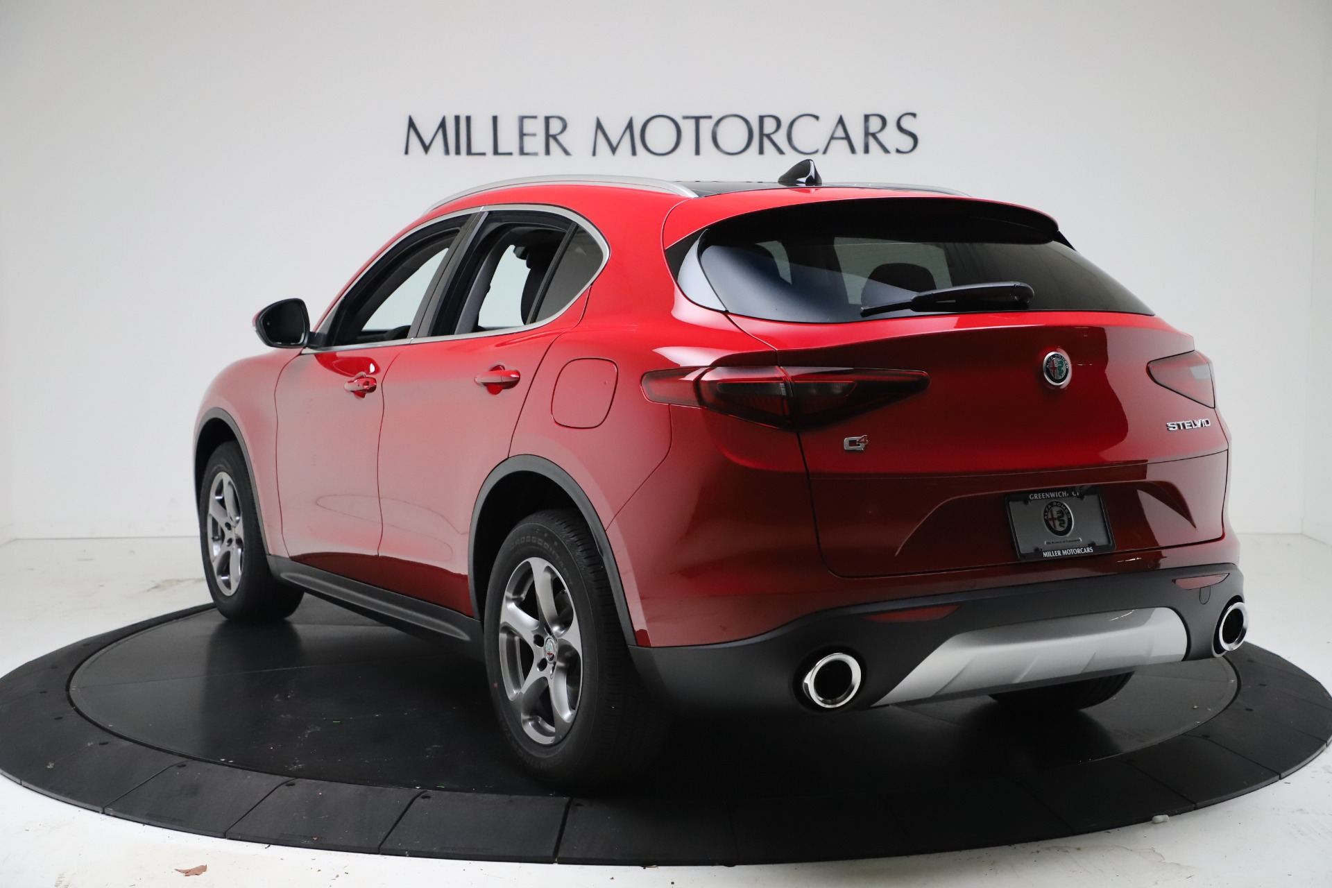 New-2021-Alfa-Romeo-Stelvio-Q4