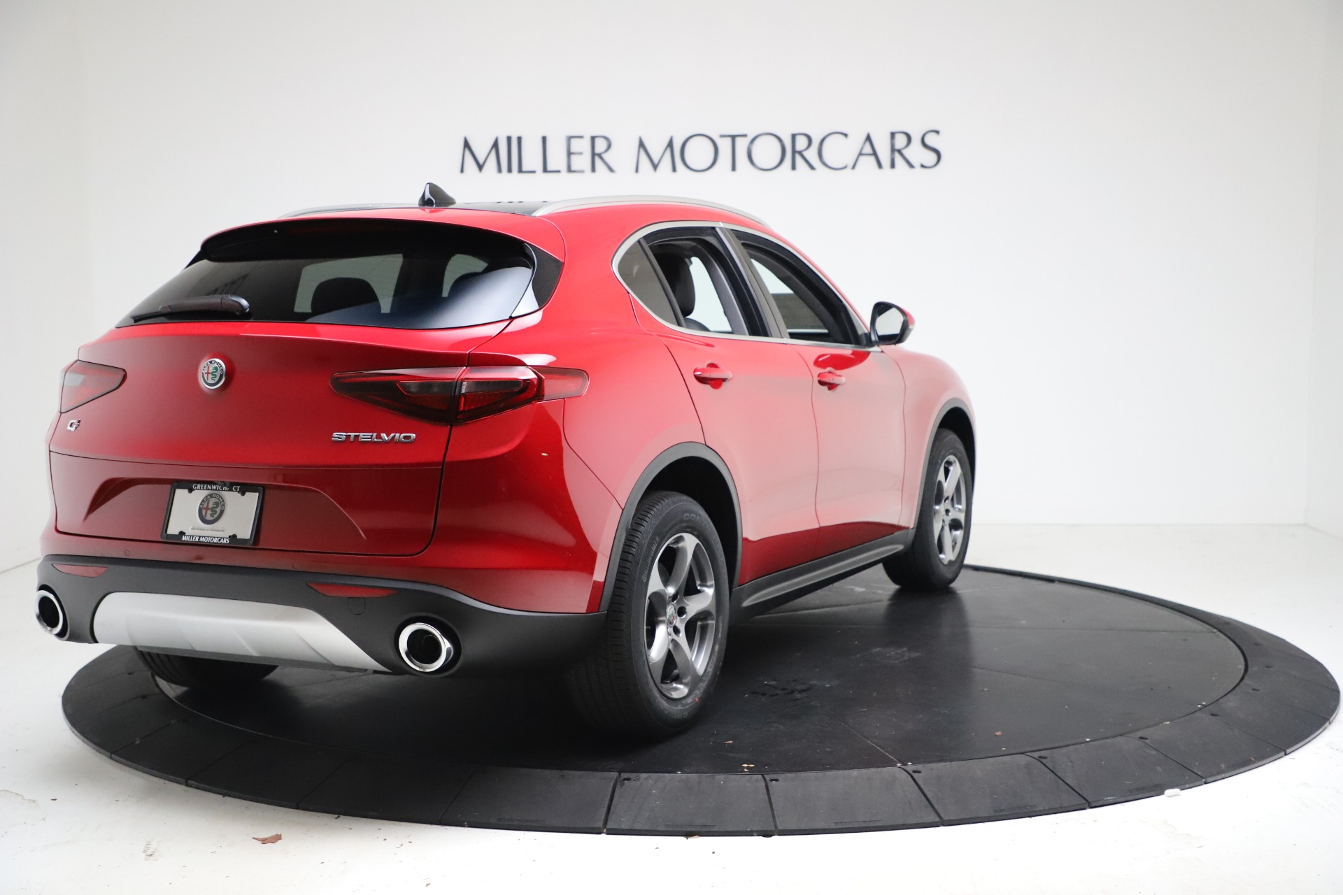 New-2021-Alfa-Romeo-Stelvio-Q4
