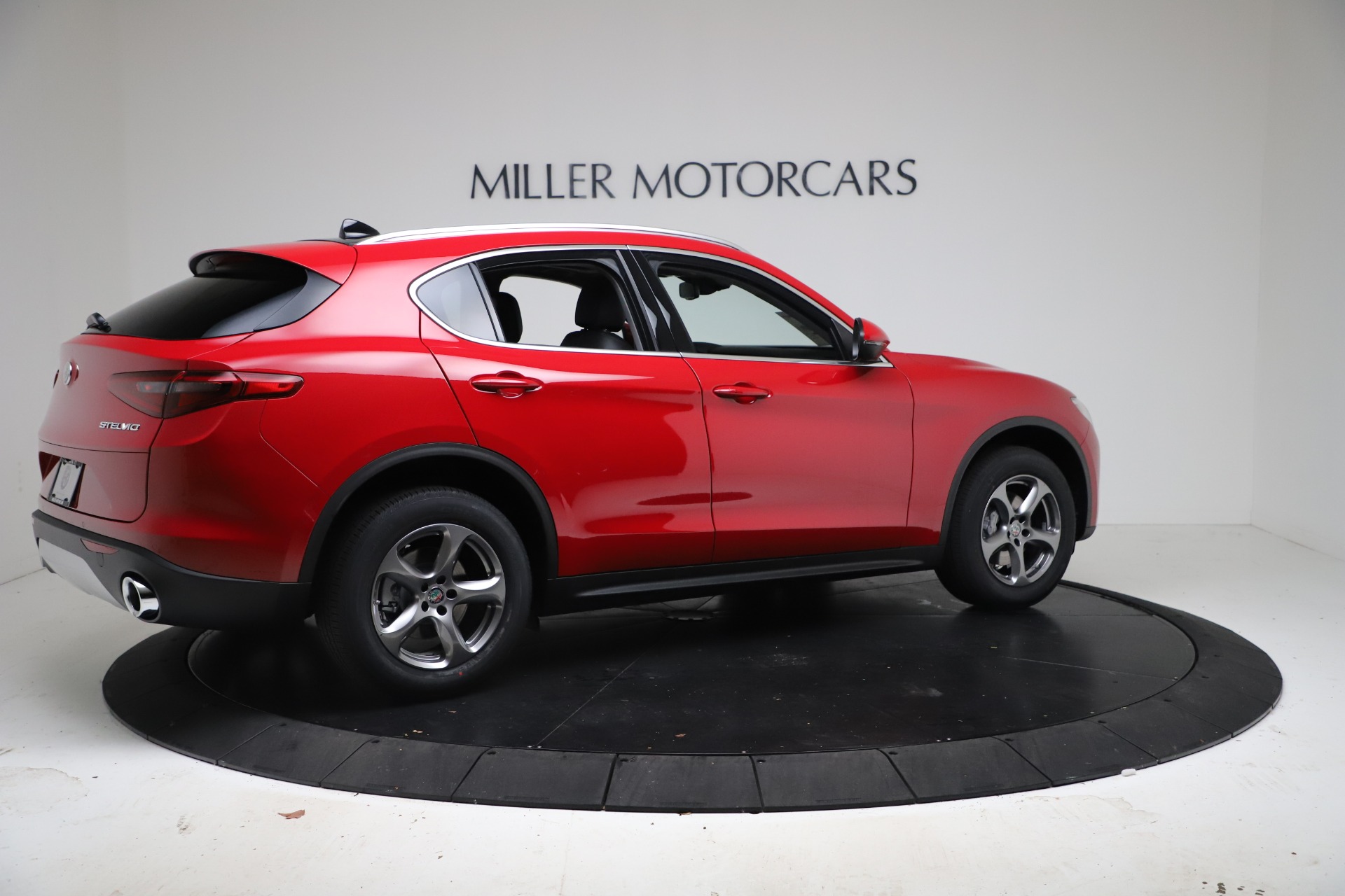 New-2021-Alfa-Romeo-Stelvio-Q4