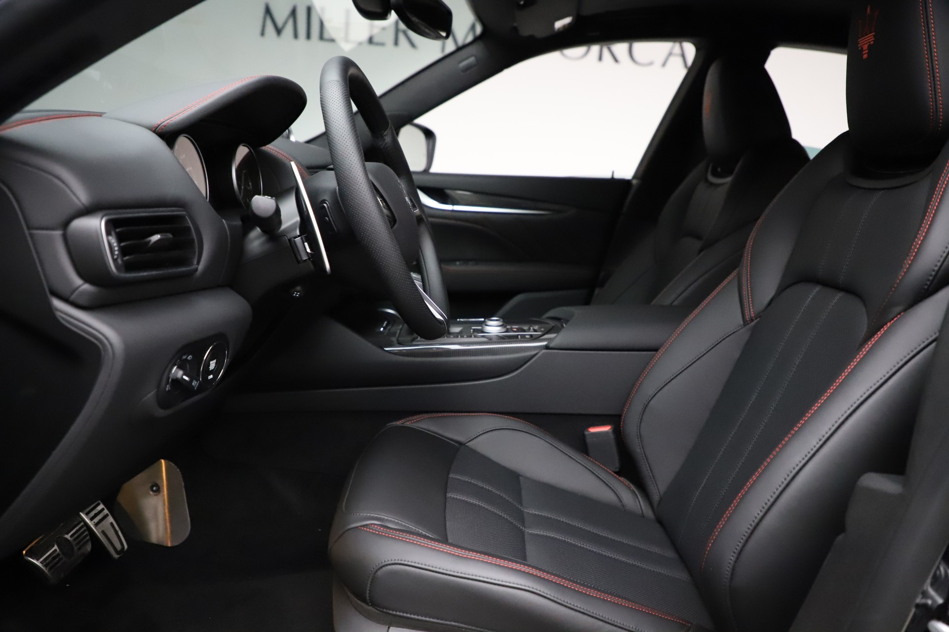 New-2021-Maserati-Levante-Q4-GranSport