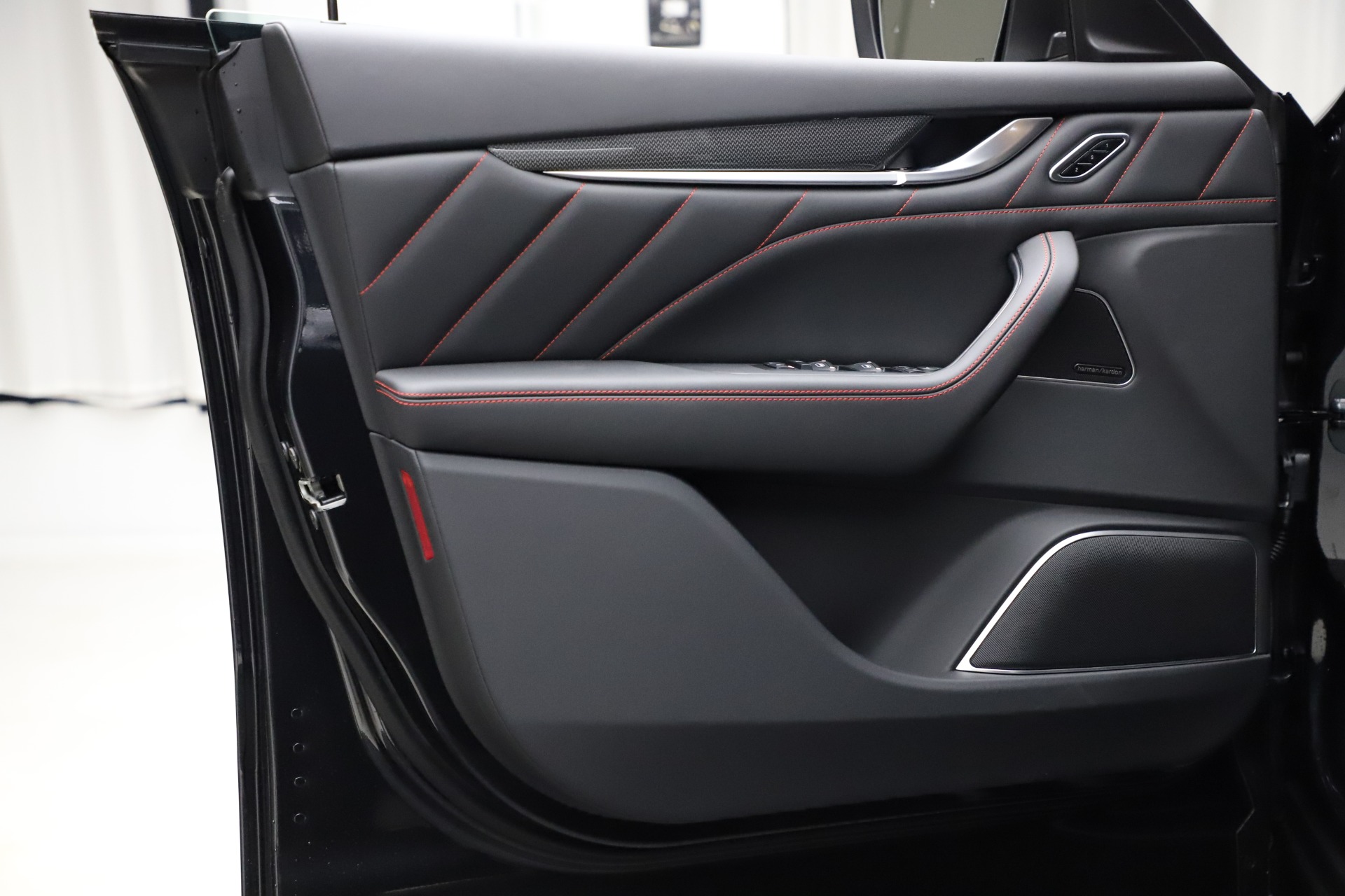 New-2021-Maserati-Levante-Q4-GranSport