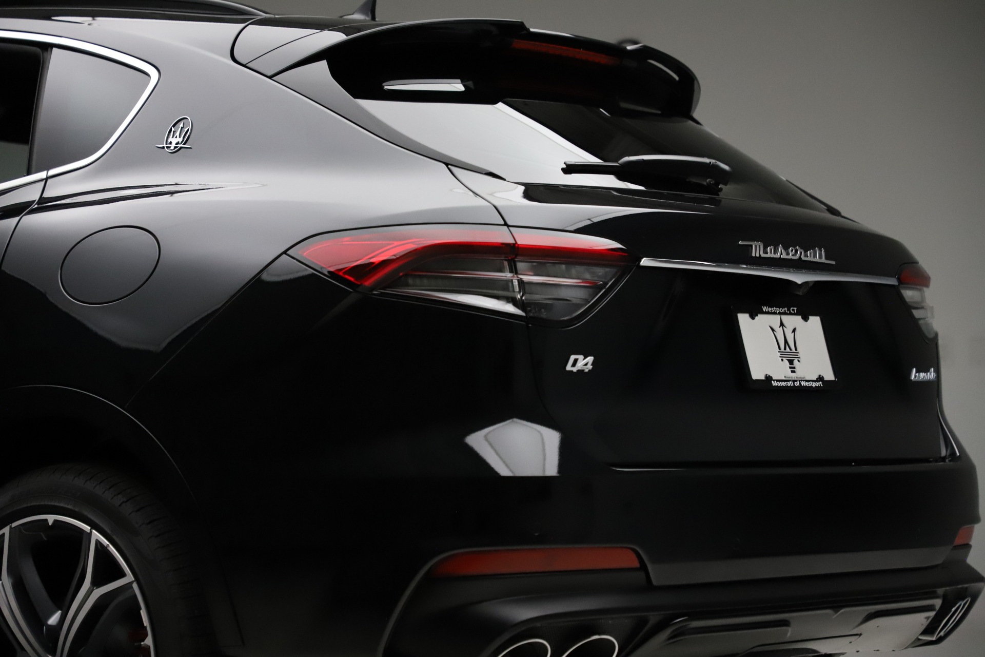 New-2021-Maserati-Levante-Q4-GranSport