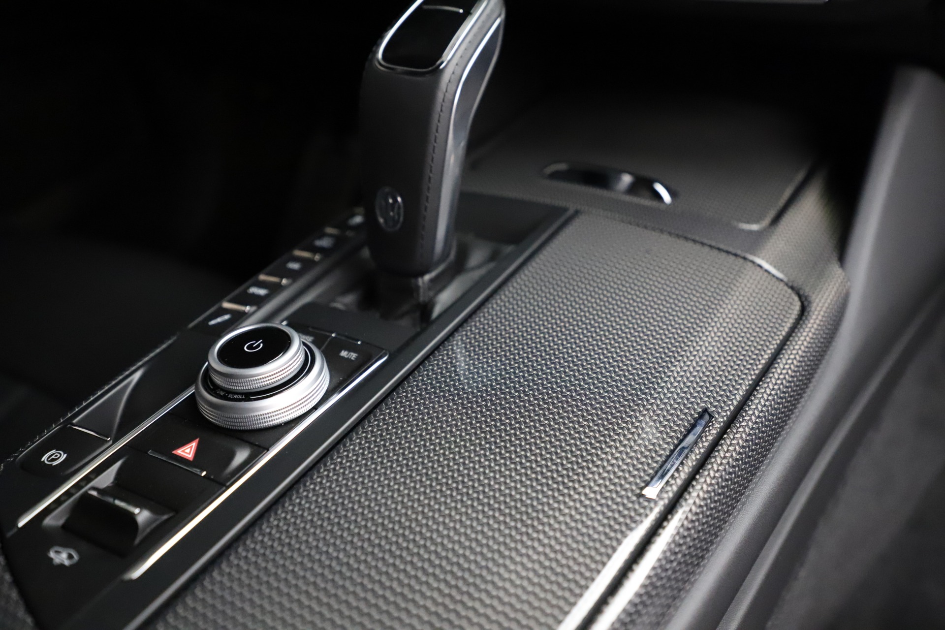 New-2021-Maserati-Levante-Q4-GranSport