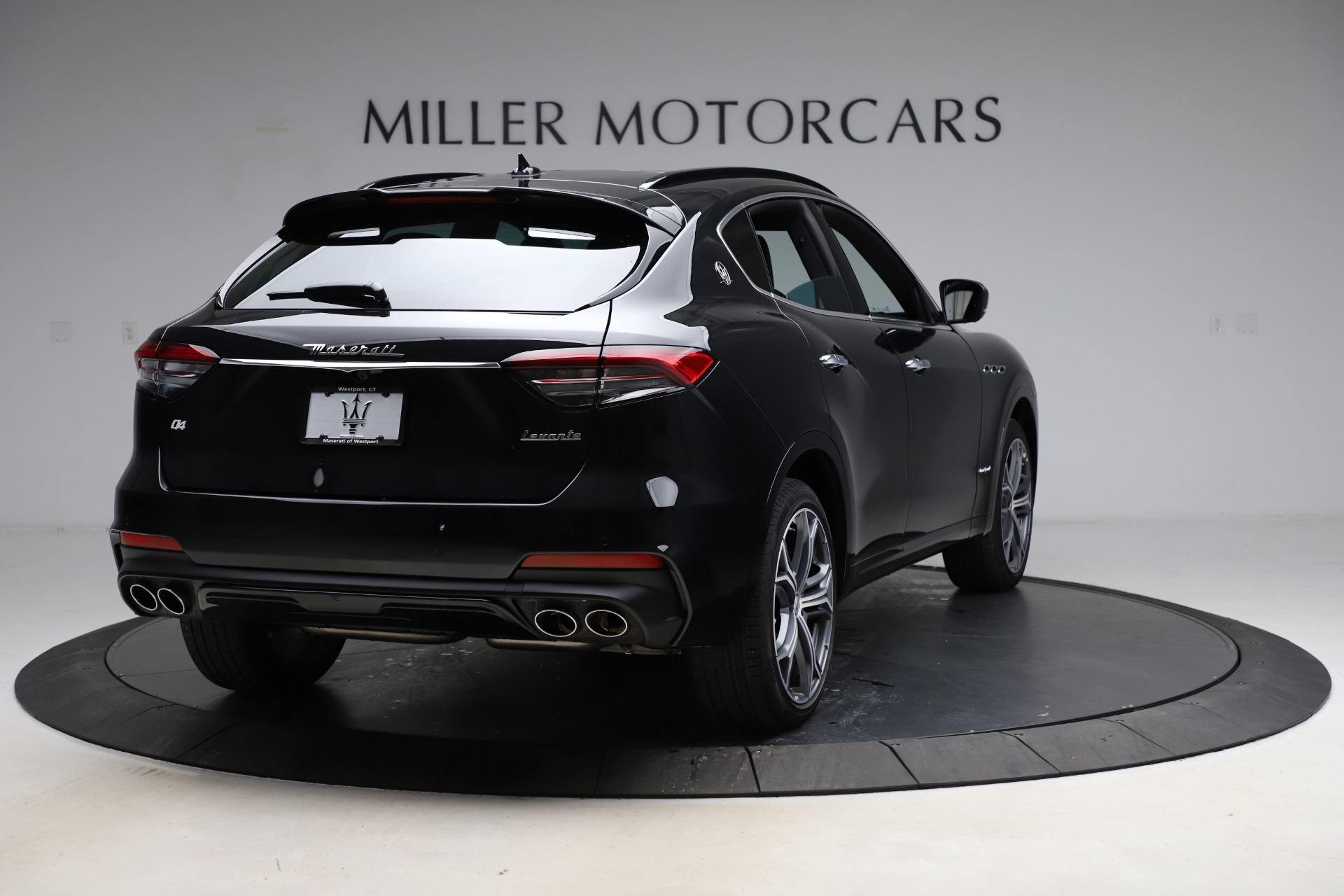 New-2021-Maserati-Levante-Q4-GranSport