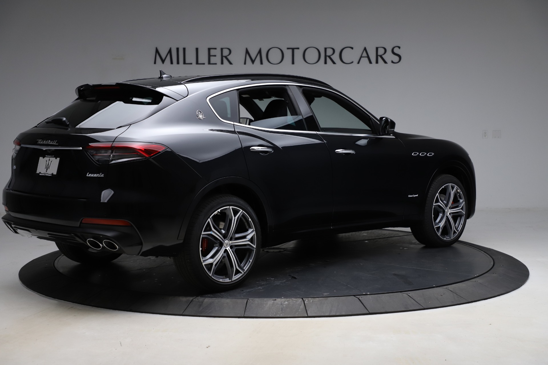 New-2021-Maserati-Levante-Q4-GranSport