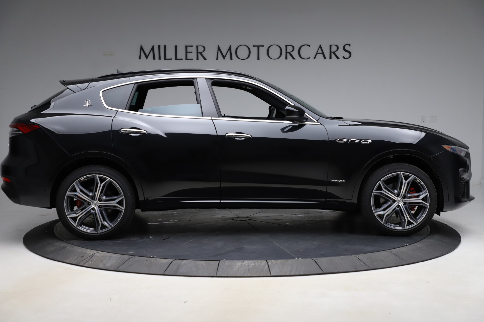 New-2021-Maserati-Levante-Q4-GranSport