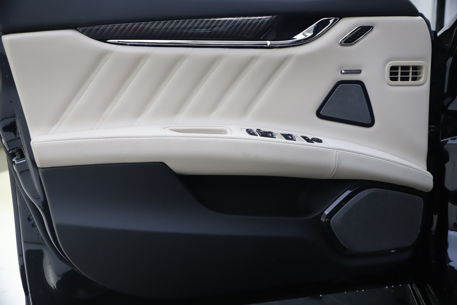 New-2021-Maserati-Quattroporte-S-Q4-GranSport