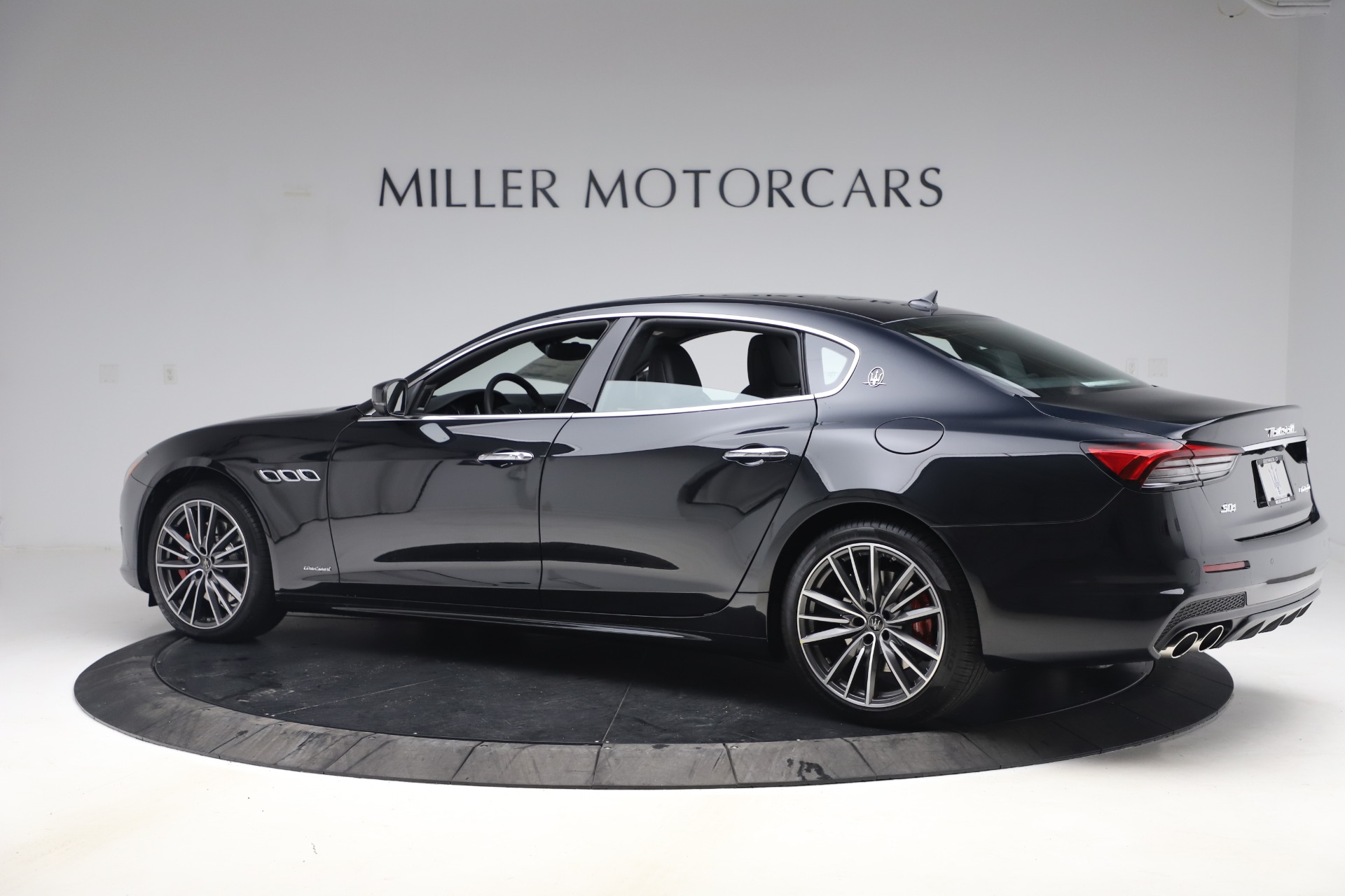 New-2021-Maserati-Quattroporte-S-Q4-GranSport