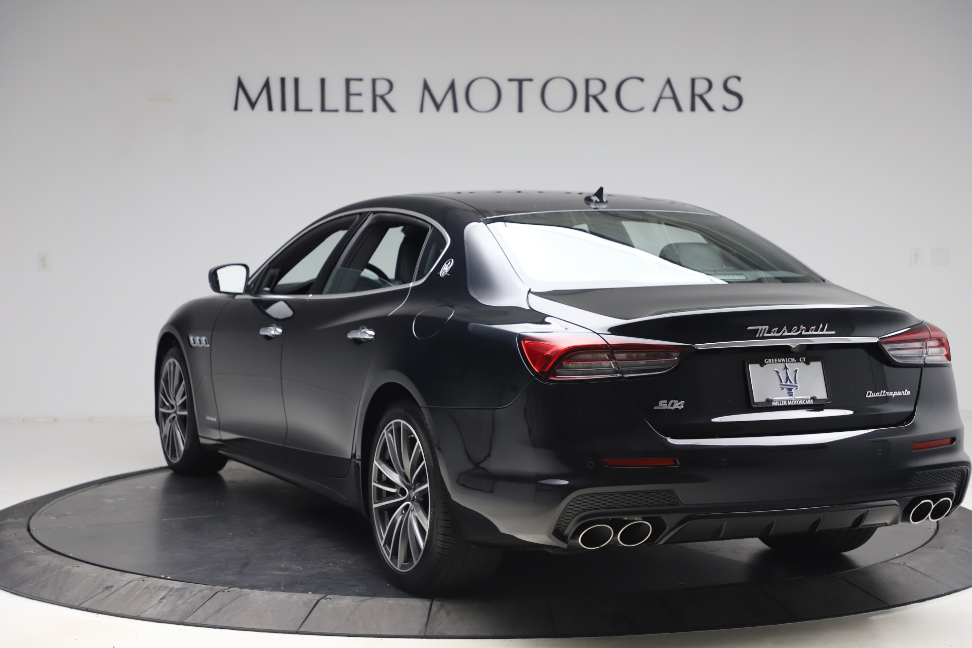 New-2021-Maserati-Quattroporte-S-Q4-GranSport