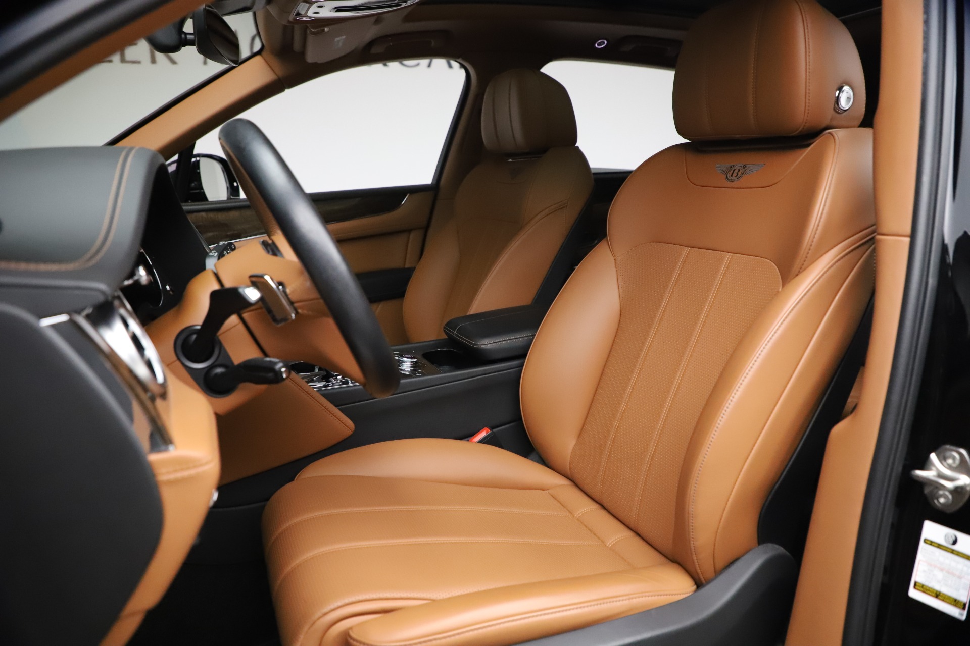 Used-2018-Bentley-Bentayga-Onyx-Edition