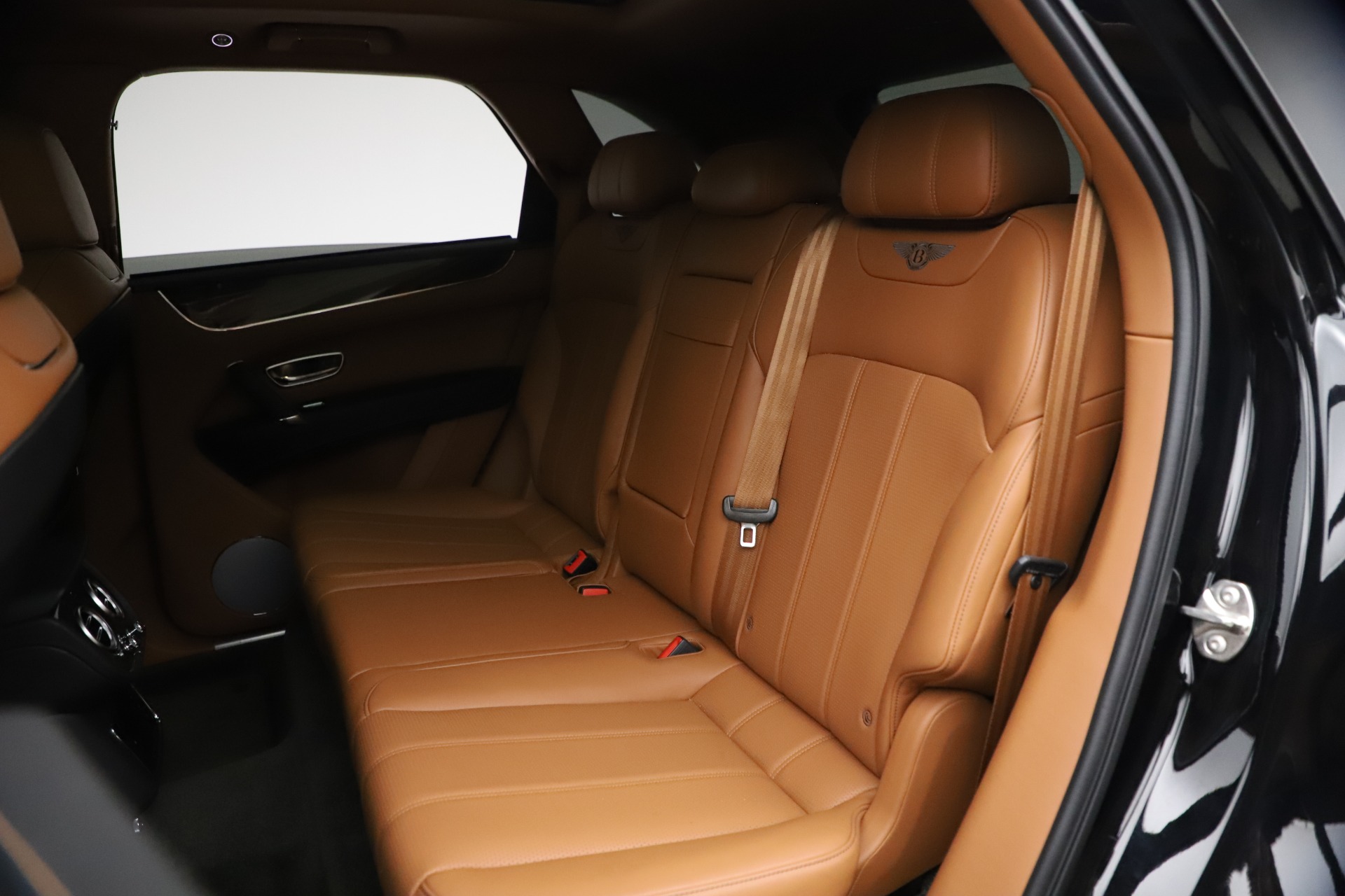 Used-2018-Bentley-Bentayga-Onyx-Edition