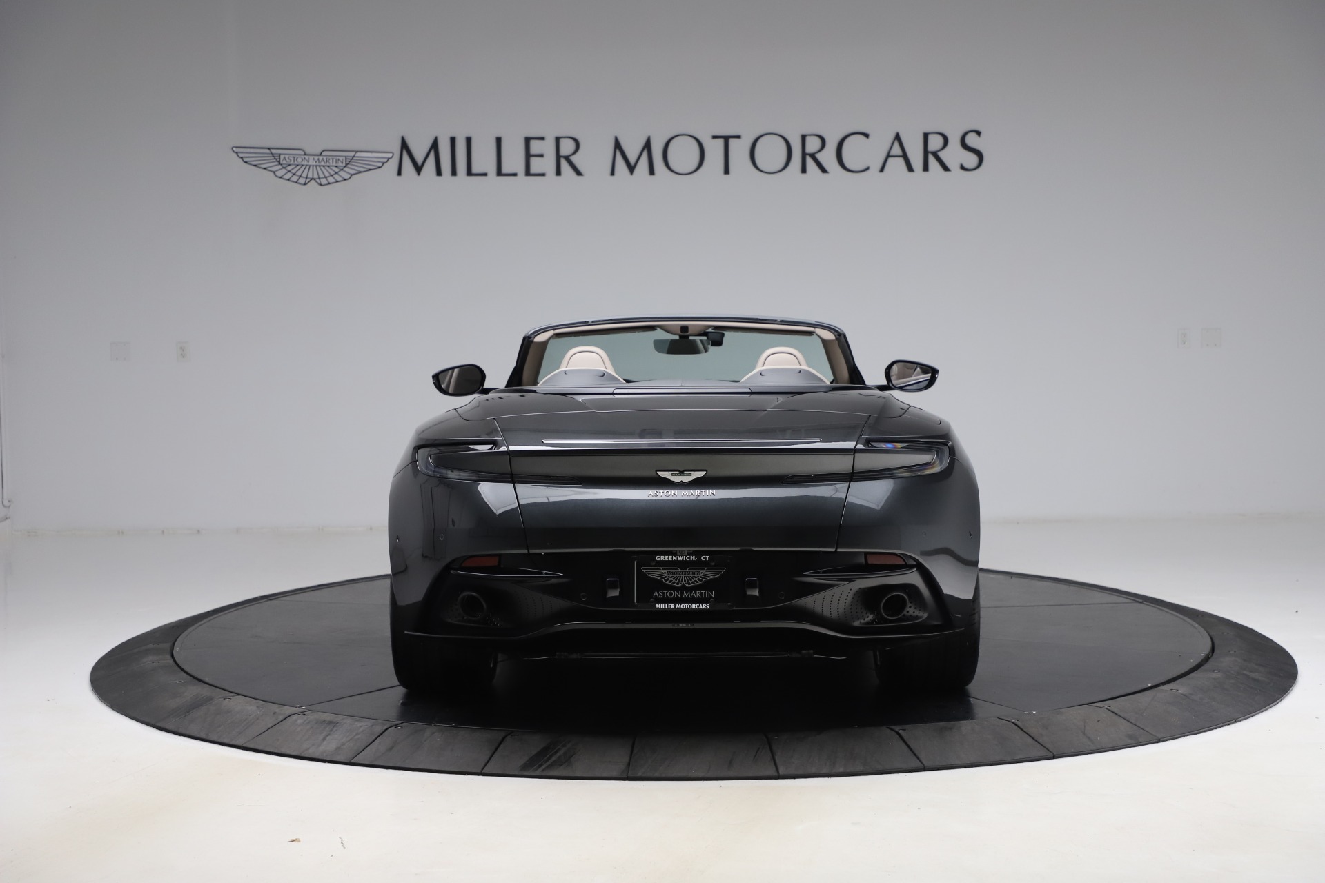 New-2021-Aston-Martin-DB11-Volante