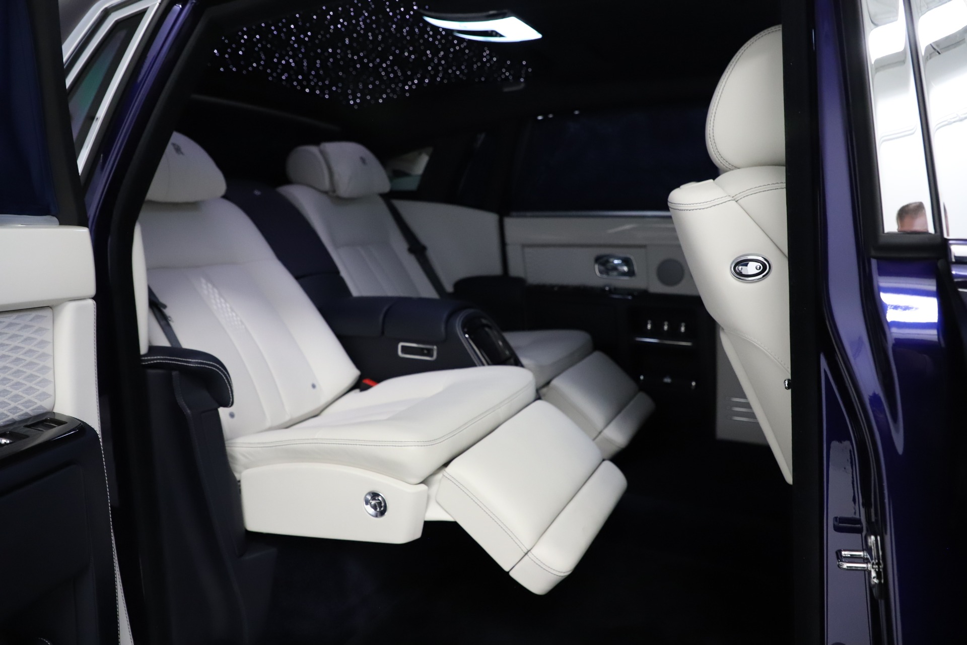 Used-2016-Rolls-Royce-Phantom-EWB