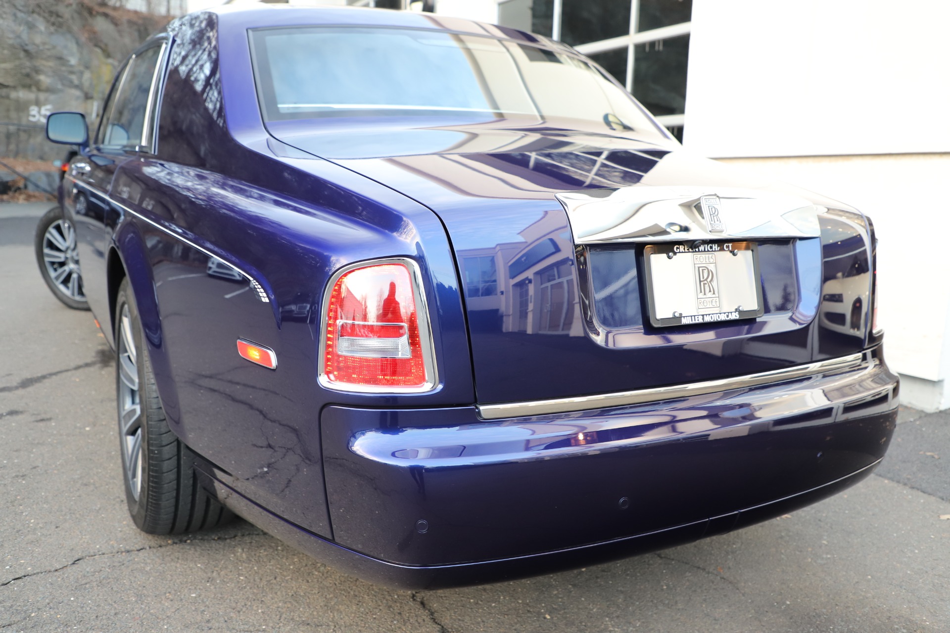 Used-2016-Rolls-Royce-Phantom-EWB
