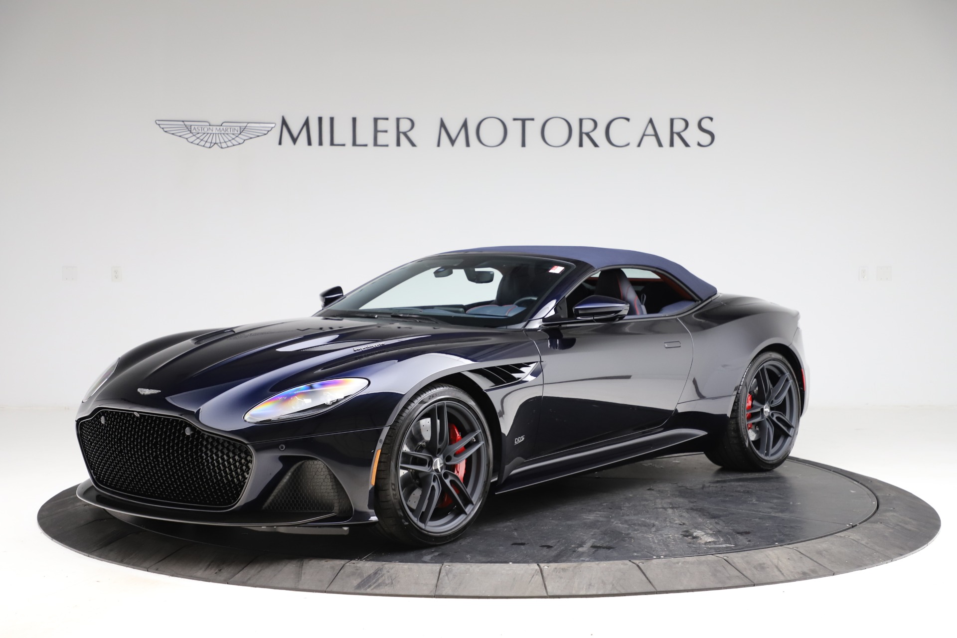 New-2021-Aston-Martin-DBS-Superleggera-Volante