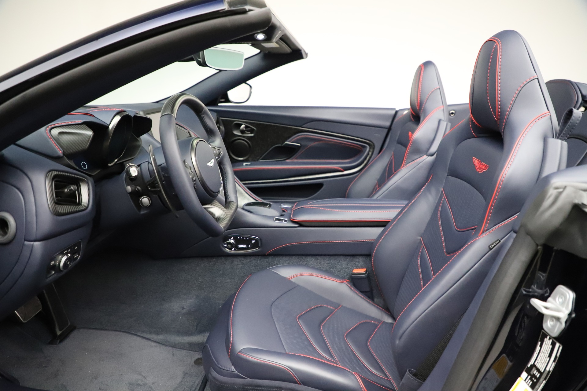 New-2021-Aston-Martin-DBS-Superleggera-Volante