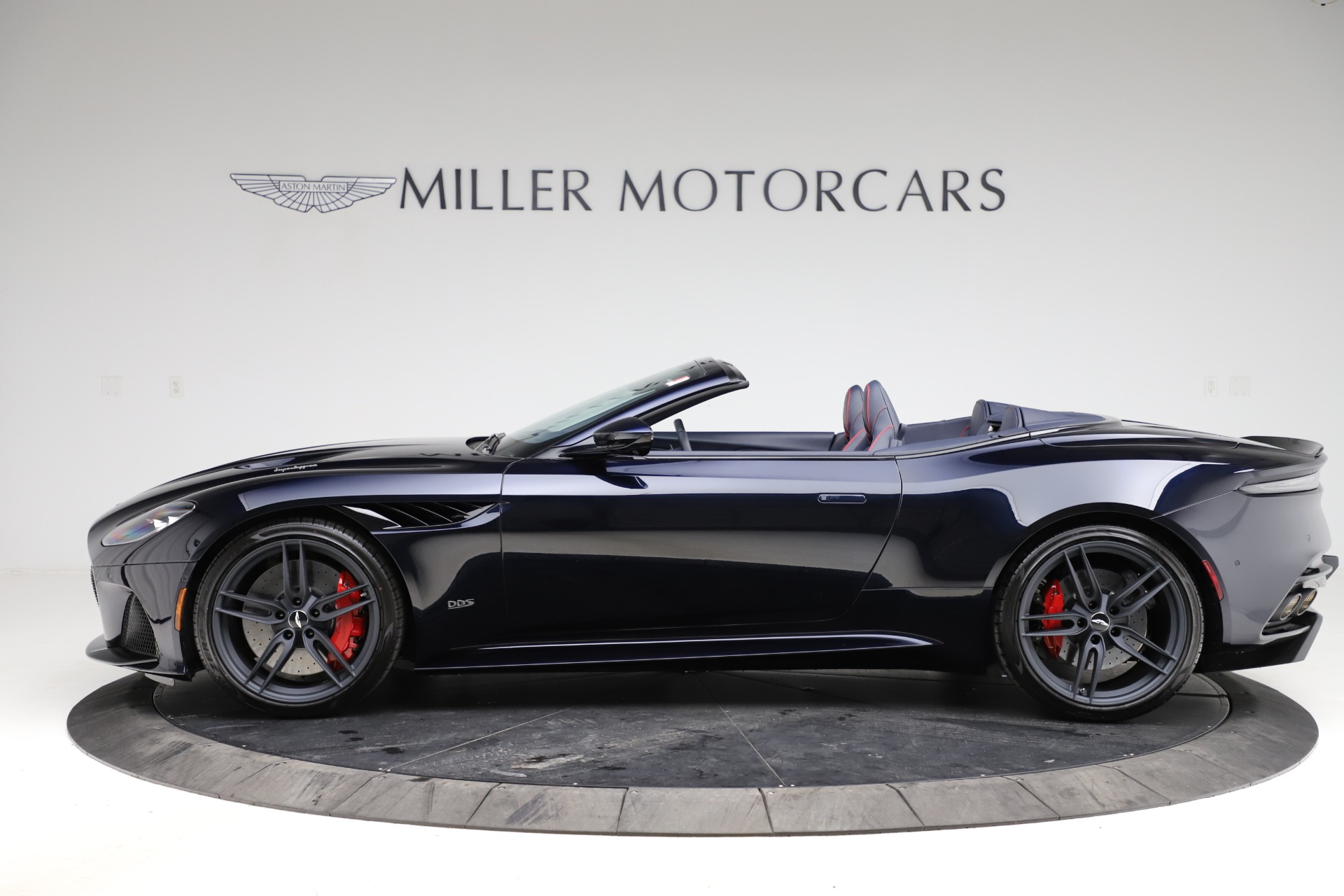 New-2021-Aston-Martin-DBS-Superleggera-Volante