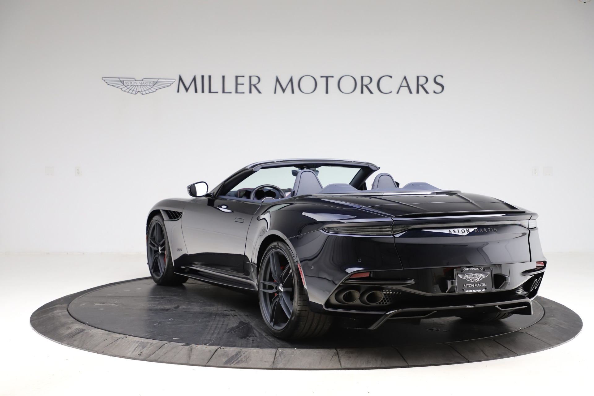 New-2021-Aston-Martin-DBS-Superleggera-Volante