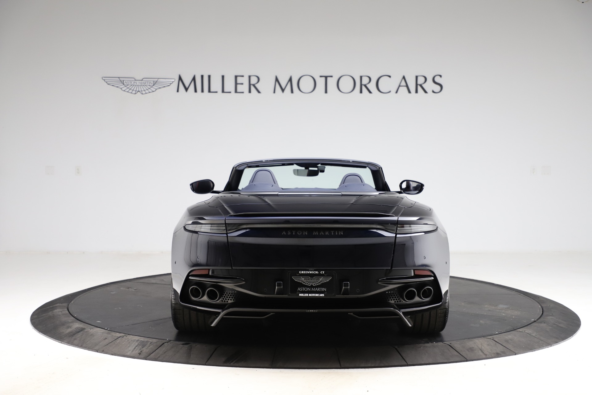 New-2021-Aston-Martin-DBS-Superleggera-Volante