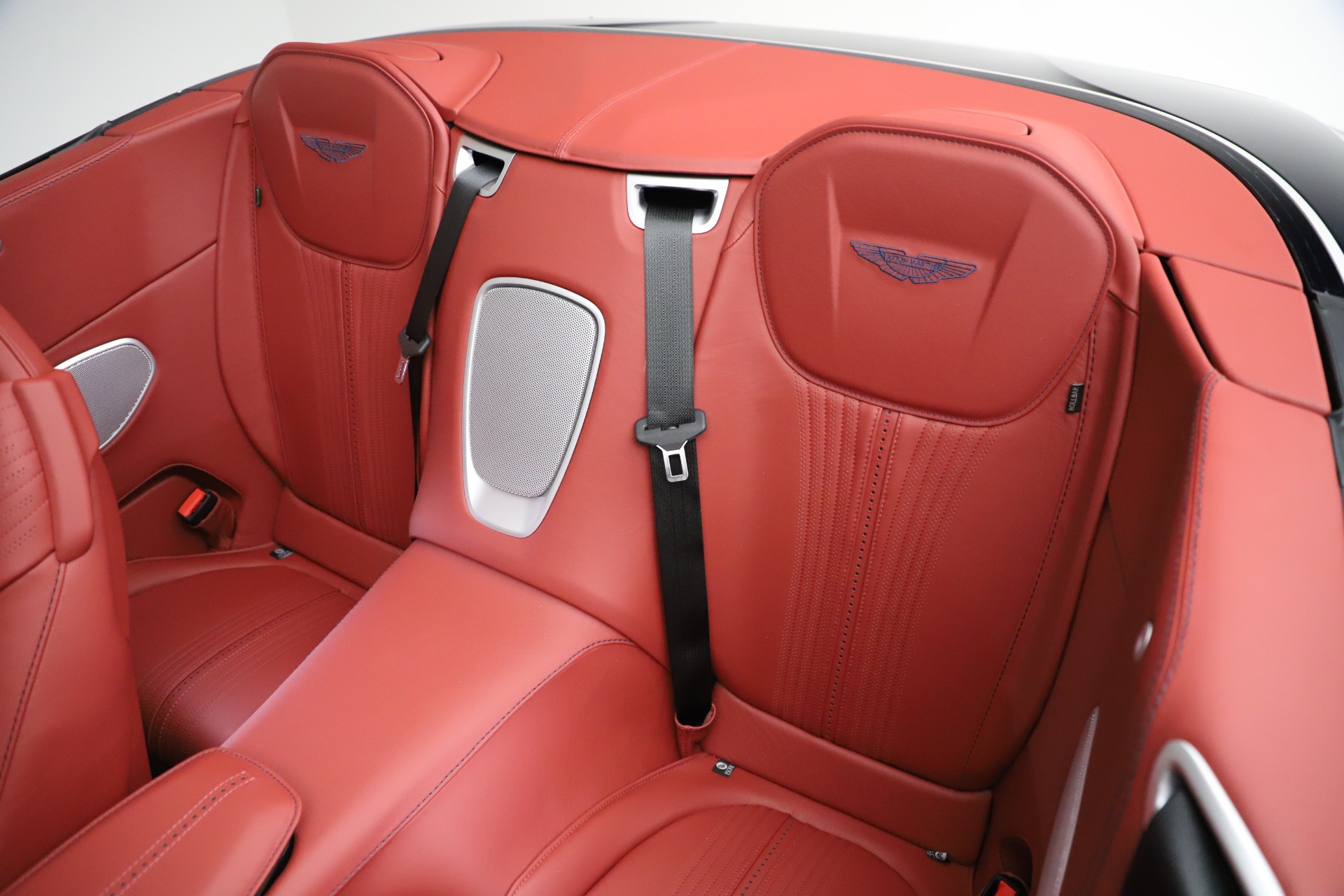 New-2021-Aston-Martin-DB11-Volante