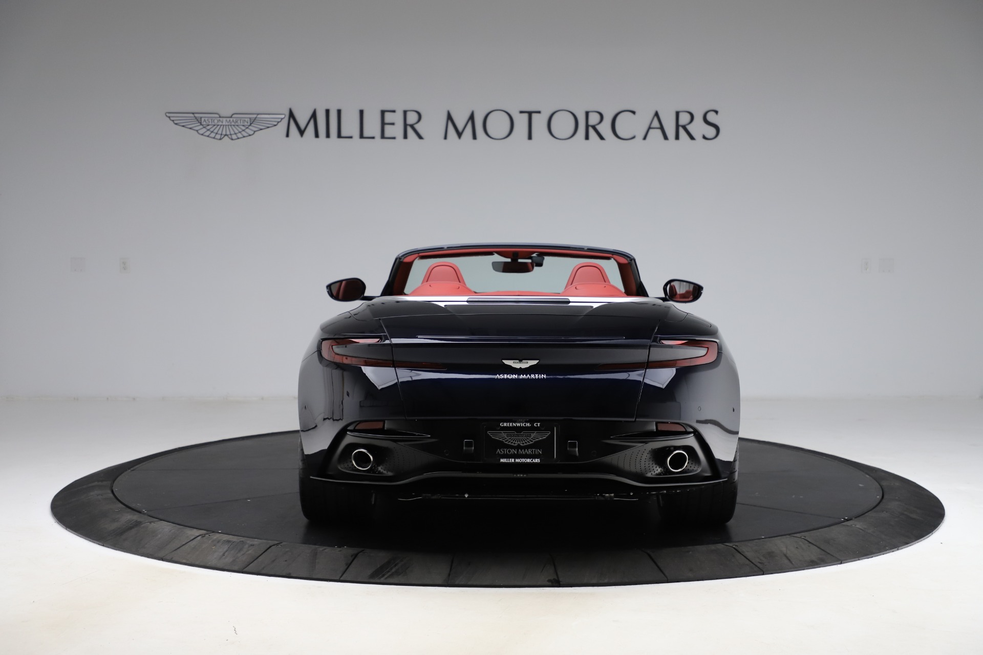 New-2021-Aston-Martin-DB11-Volante