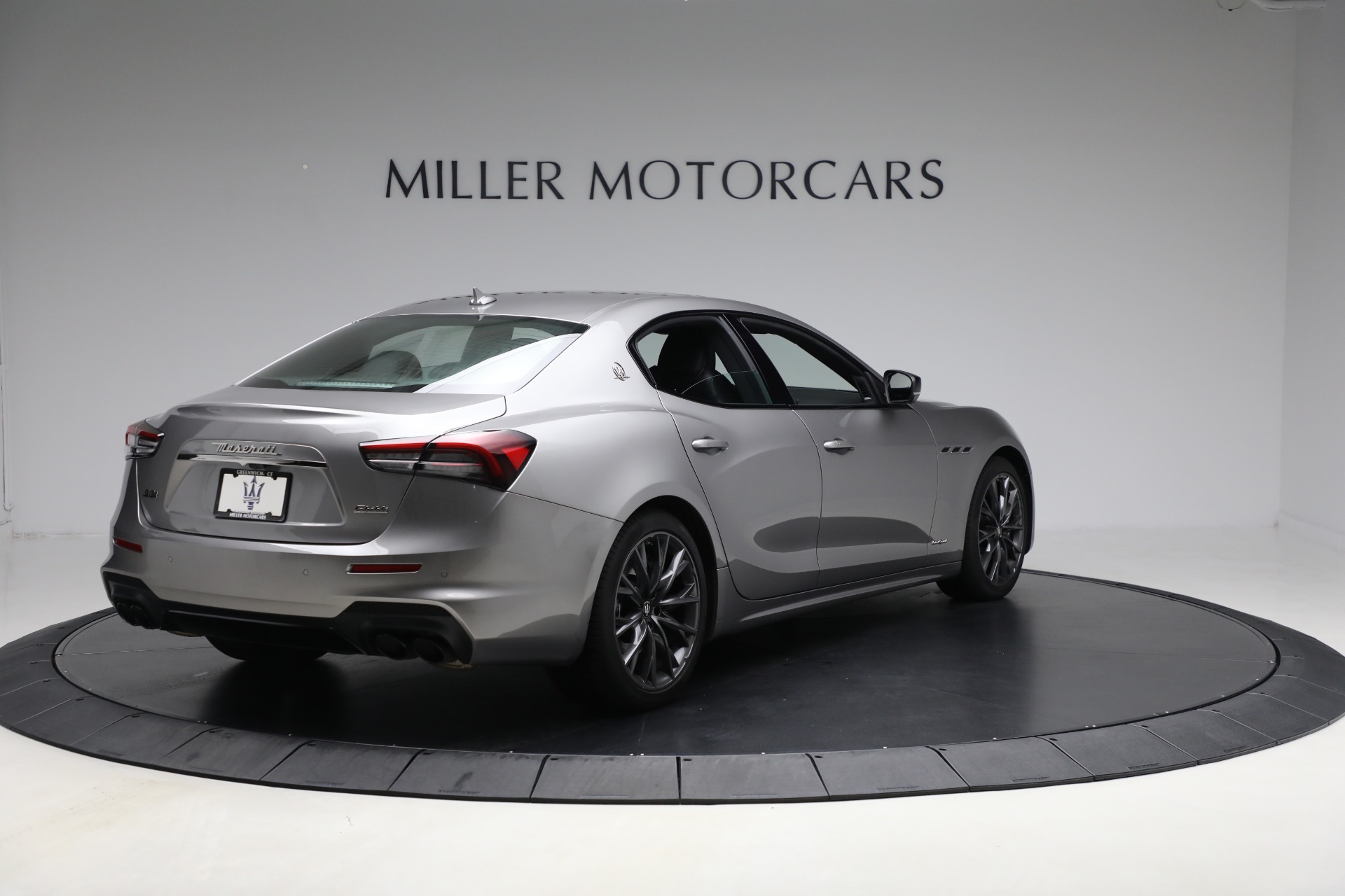 Used-2021-Maserati-Ghibli-S-Q4-GranSport