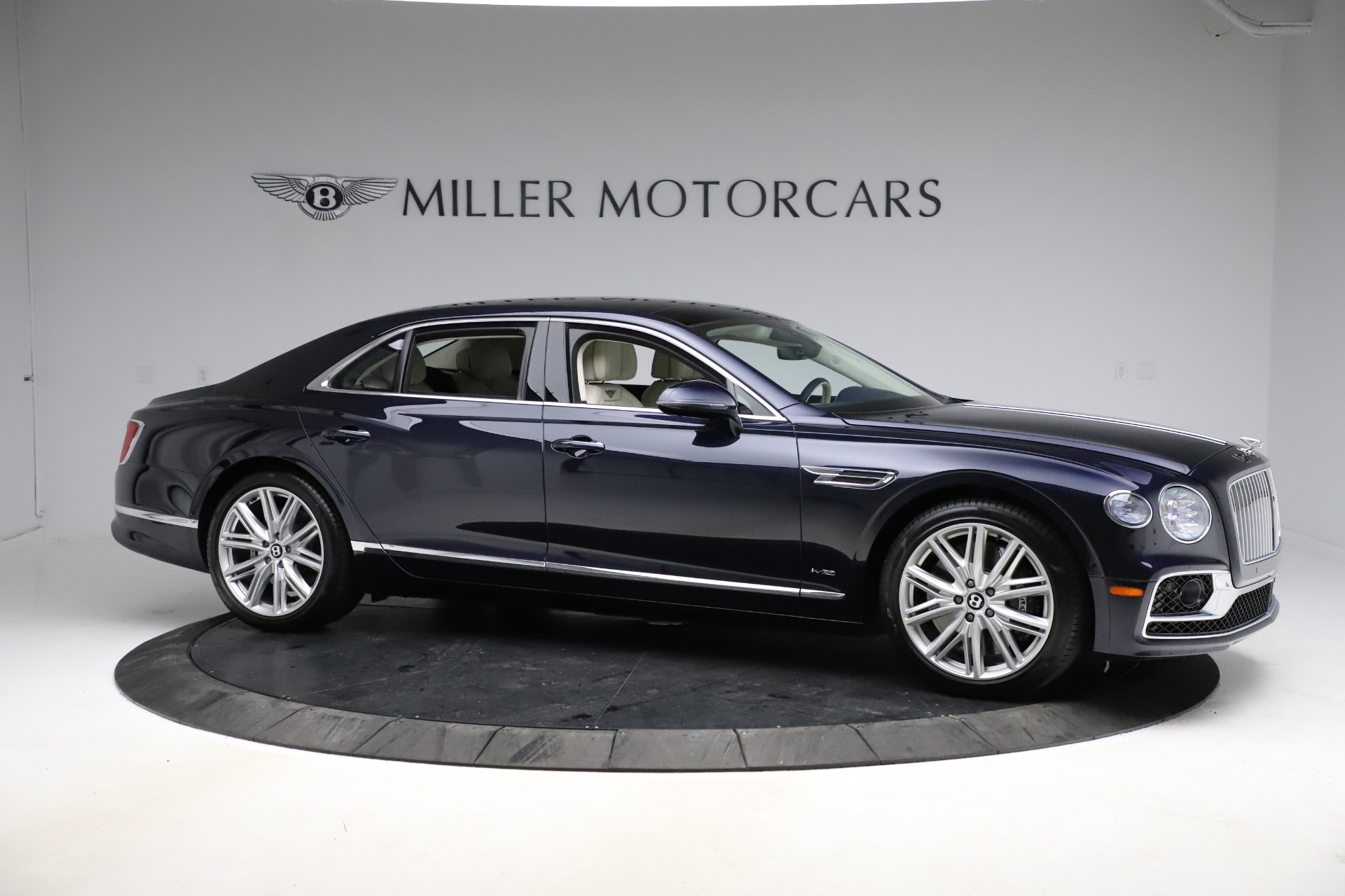 New-2021-Bentley-Flying-Spur-W12