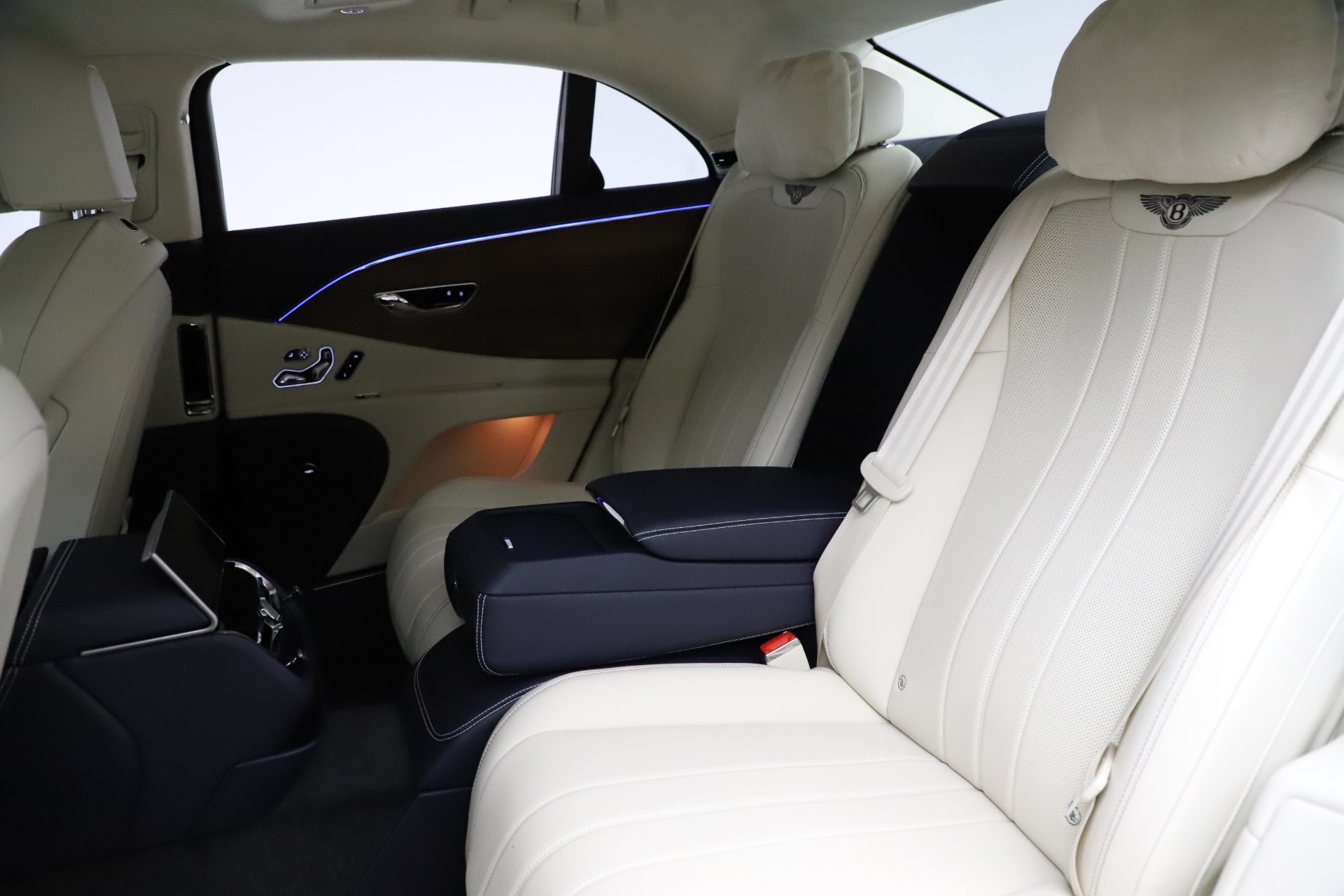 New-2021-Bentley-Flying-Spur-W12