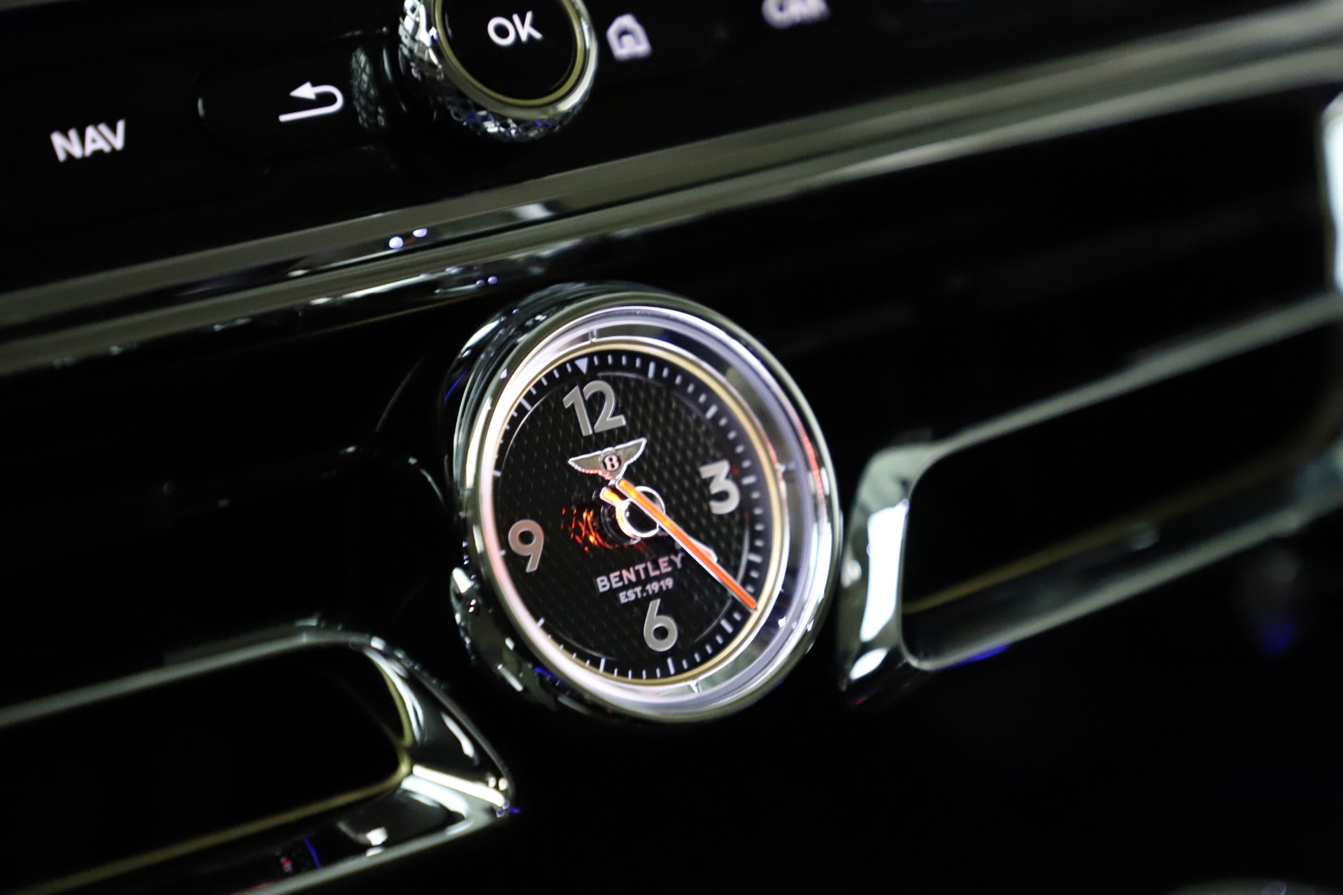 New-2021-Bentley-Flying-Spur-W12