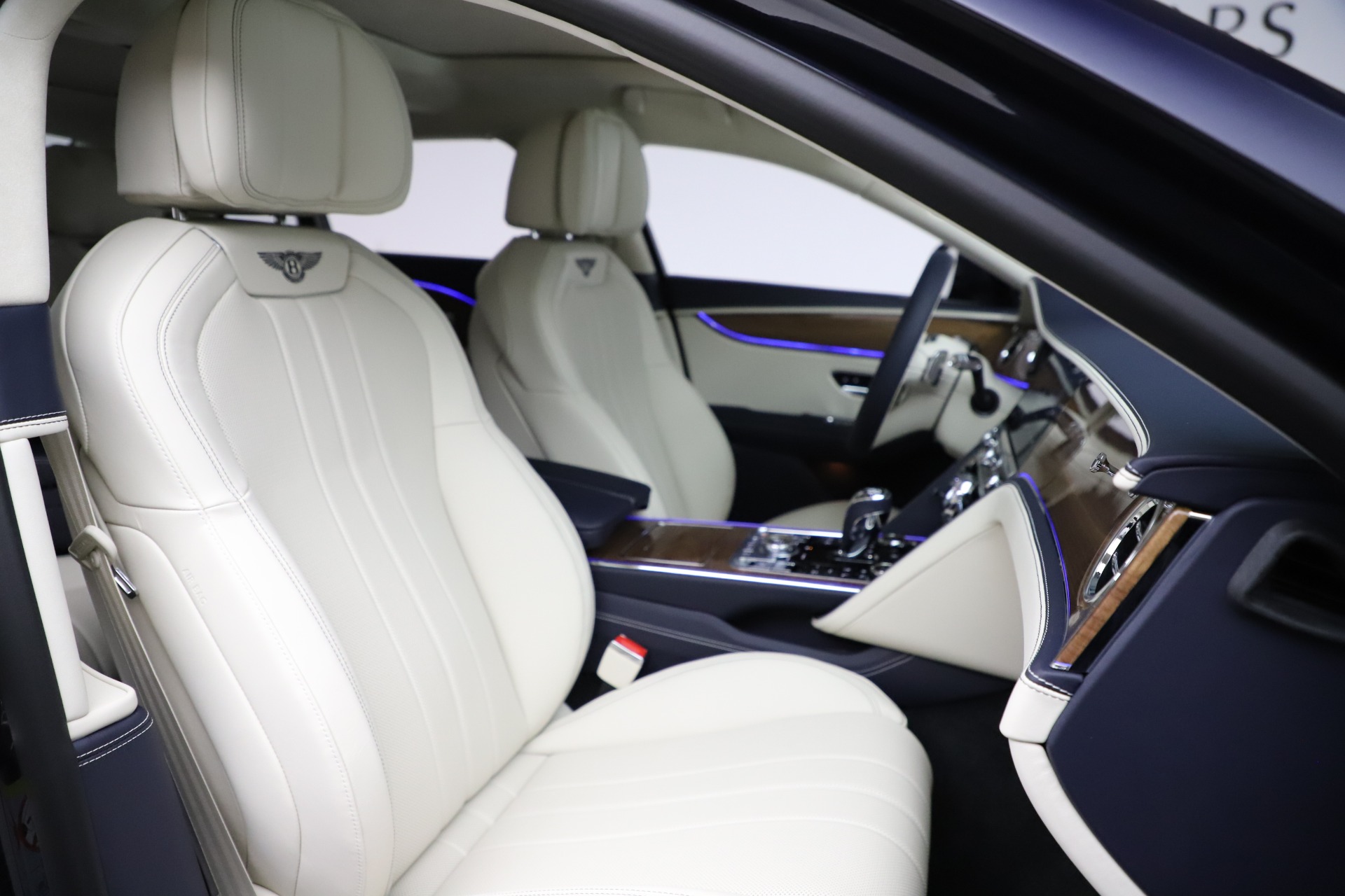 New-2021-Bentley-Flying-Spur-W12