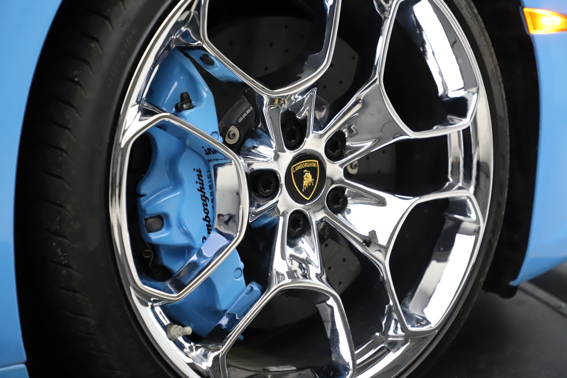 Used-2016-Lamborghini-Huracan-LP-610-4-Spyder